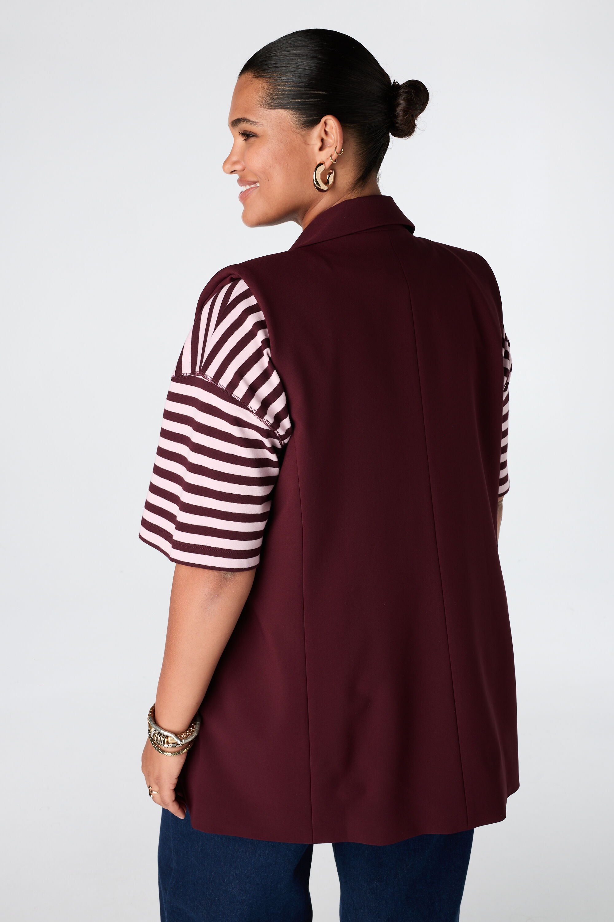 Lang gilet met knoopsluiting image number 3