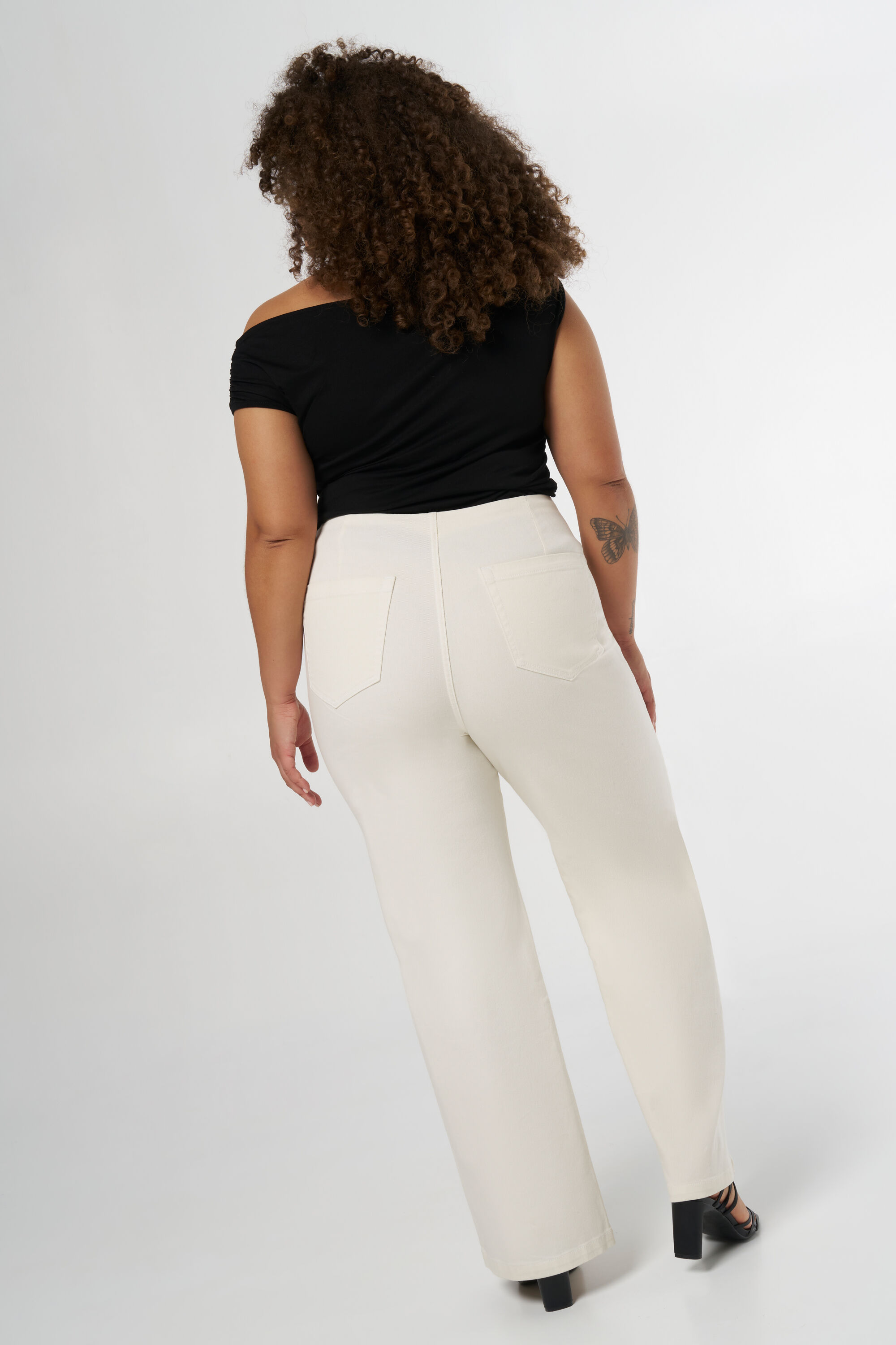 Wide leg broek met gouden knopen image number 3
