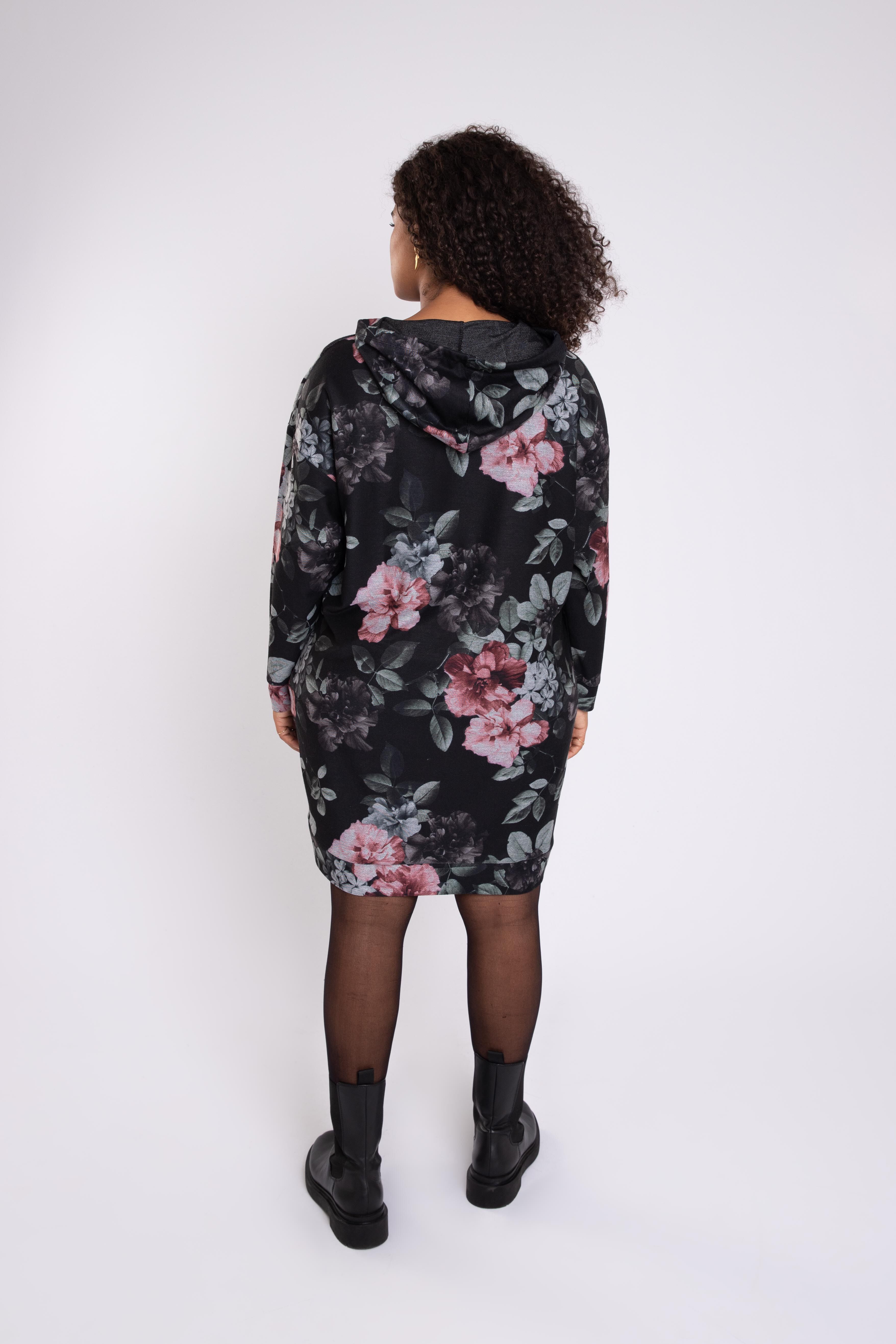 Robe pull avec imprim&eacute; floral image number 4