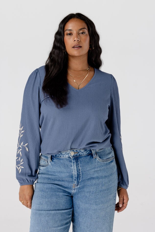 Haut avec broderie image number 0