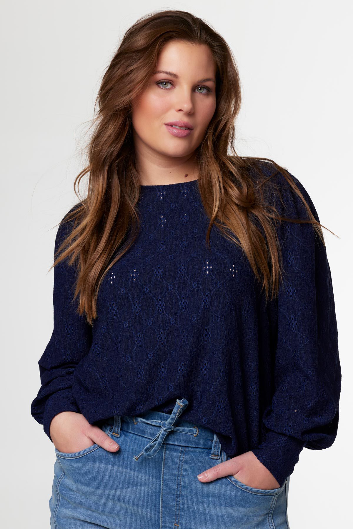 Haut avec d&eacute;tails de broderie image number 0