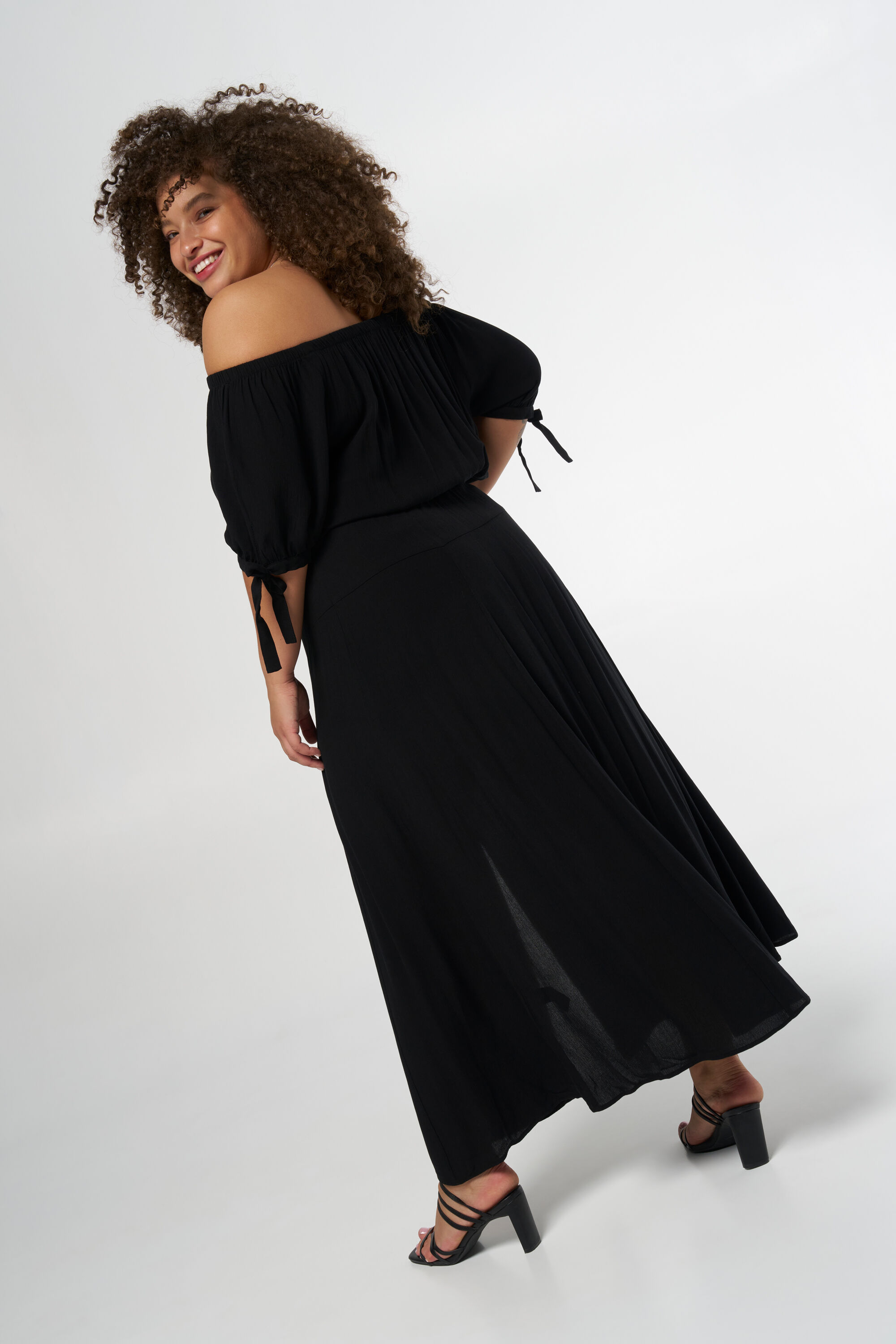 Midi rok met split image number 3