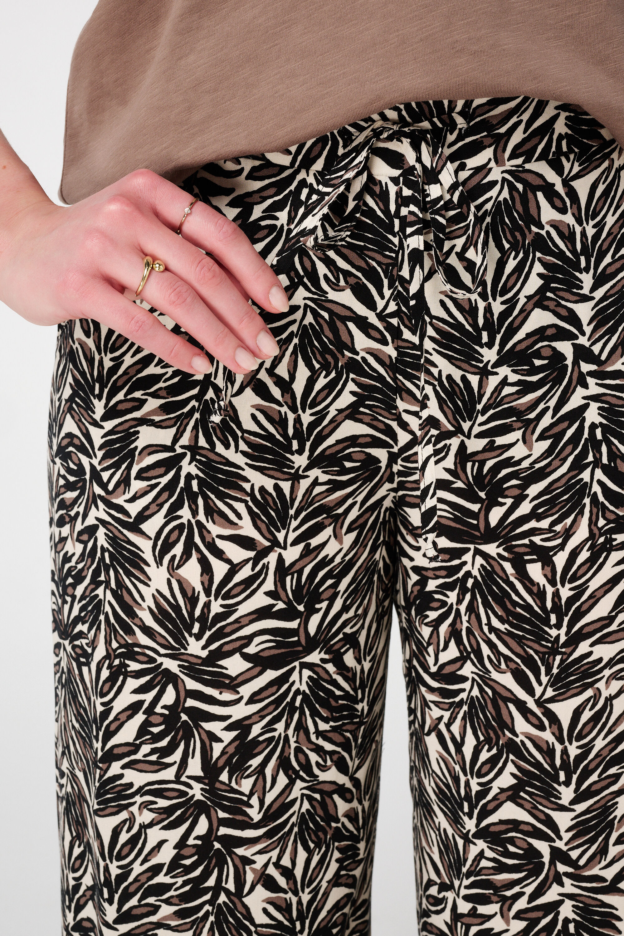 Luchtige broek met print image number 4