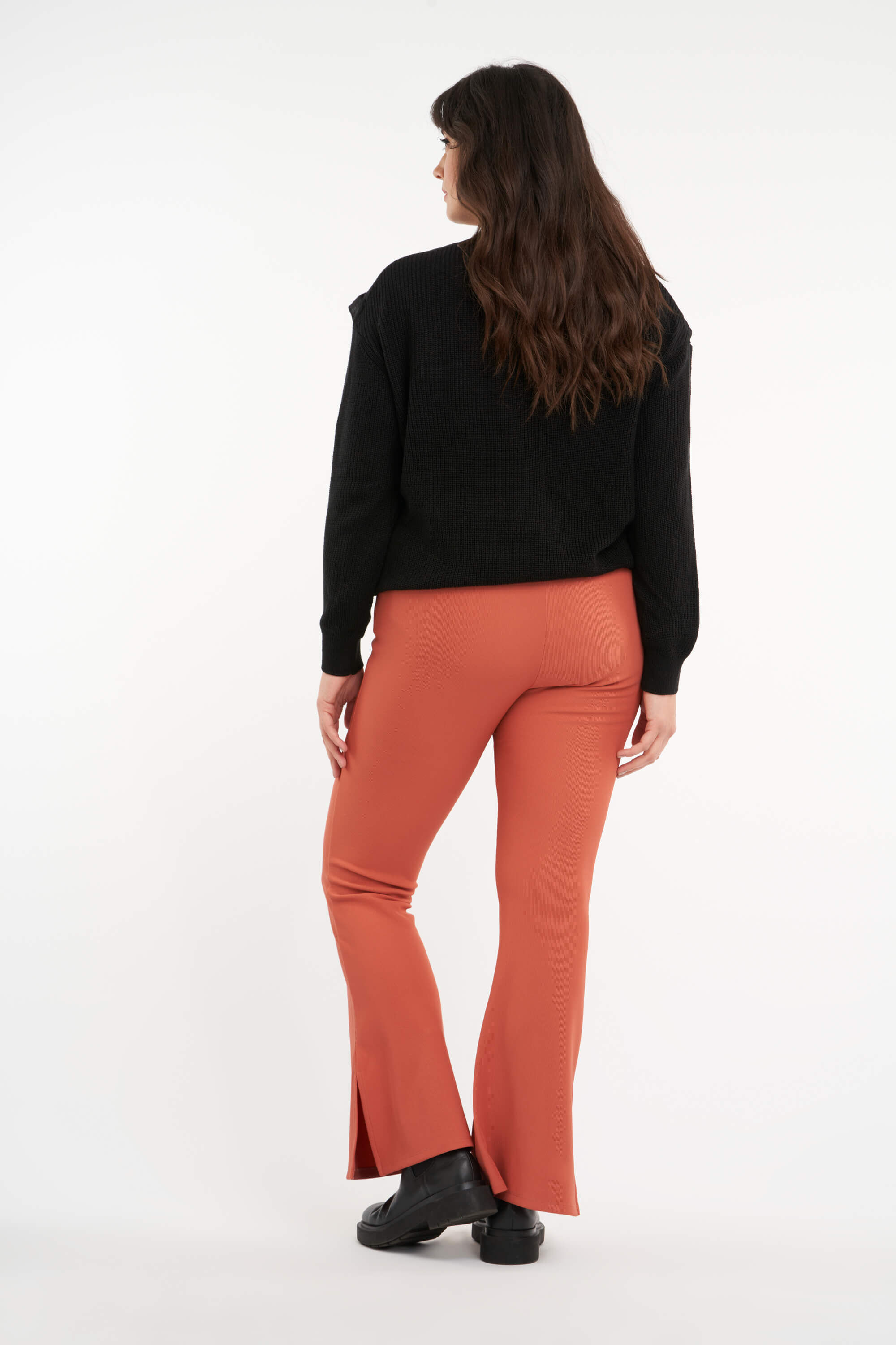 Flared legging met splitjes image number 4