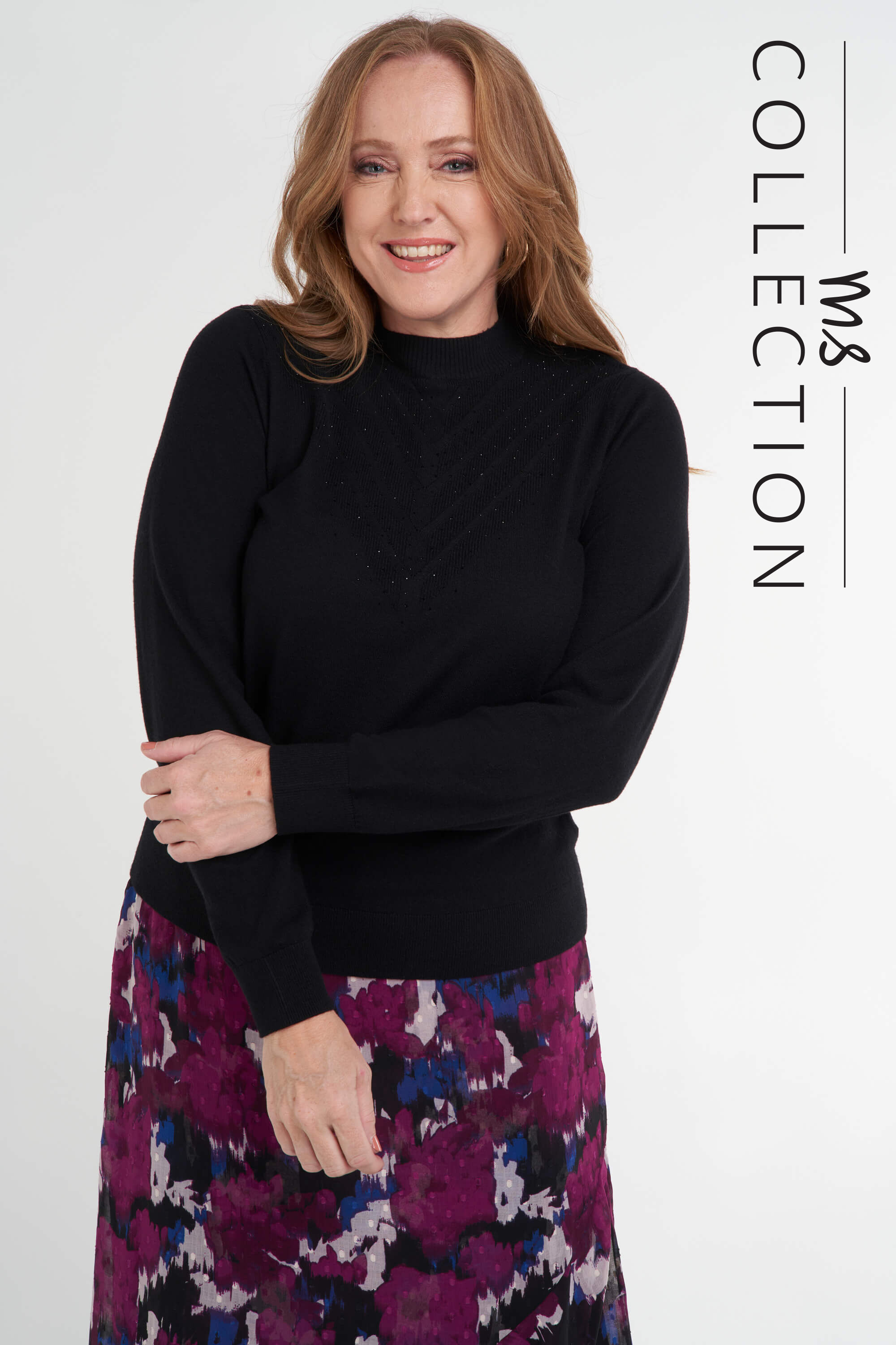 Pull avec strass image number 0