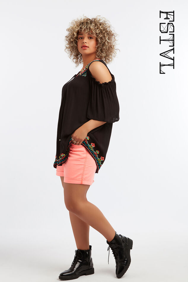 Twill shortje in neon roze image number 0