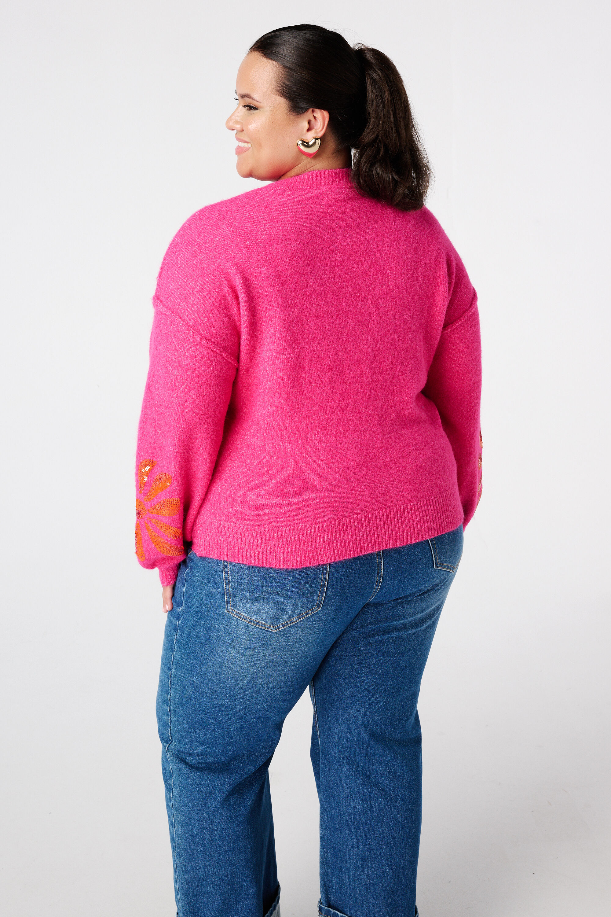 Gebreide trui met pailletten op de mouwen image number 3