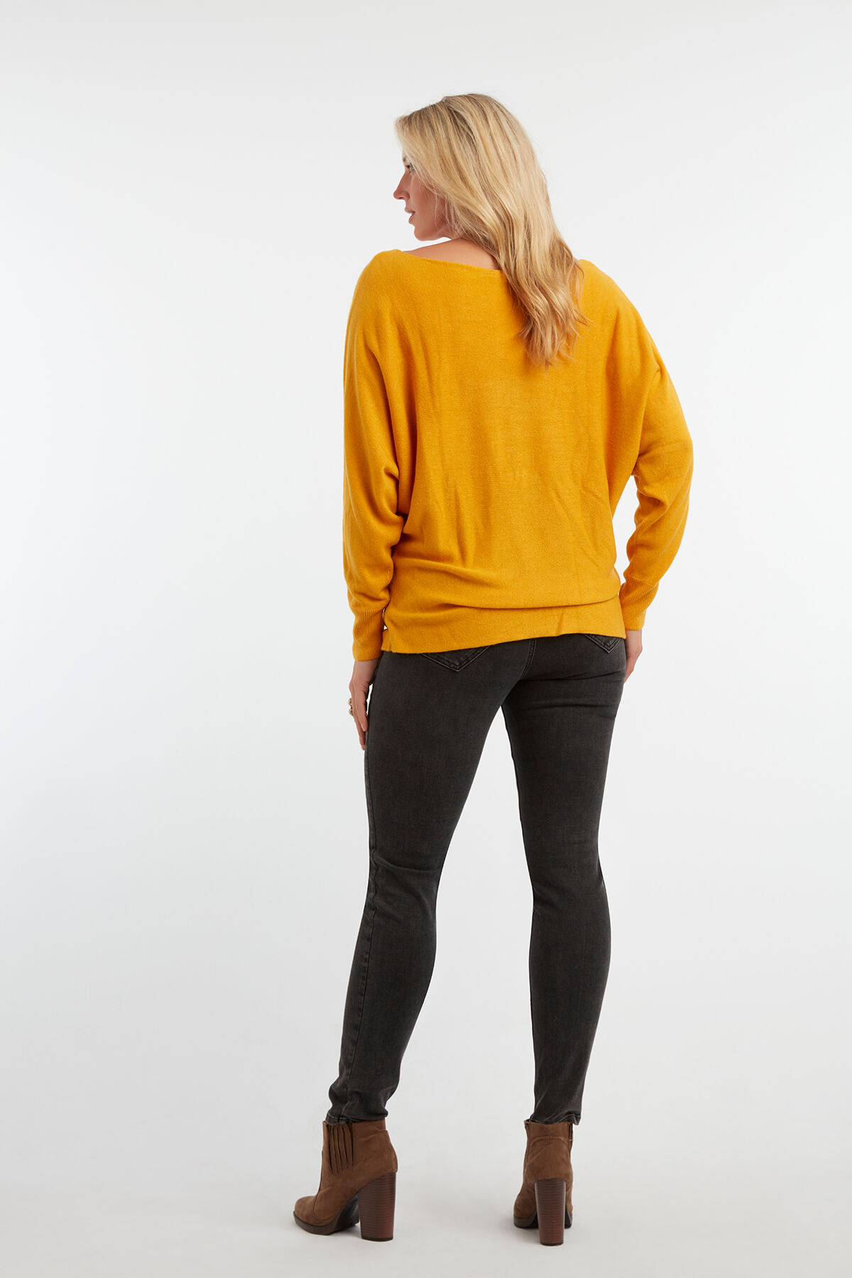 Pull-over &agrave; manches chauve-souris image number 4