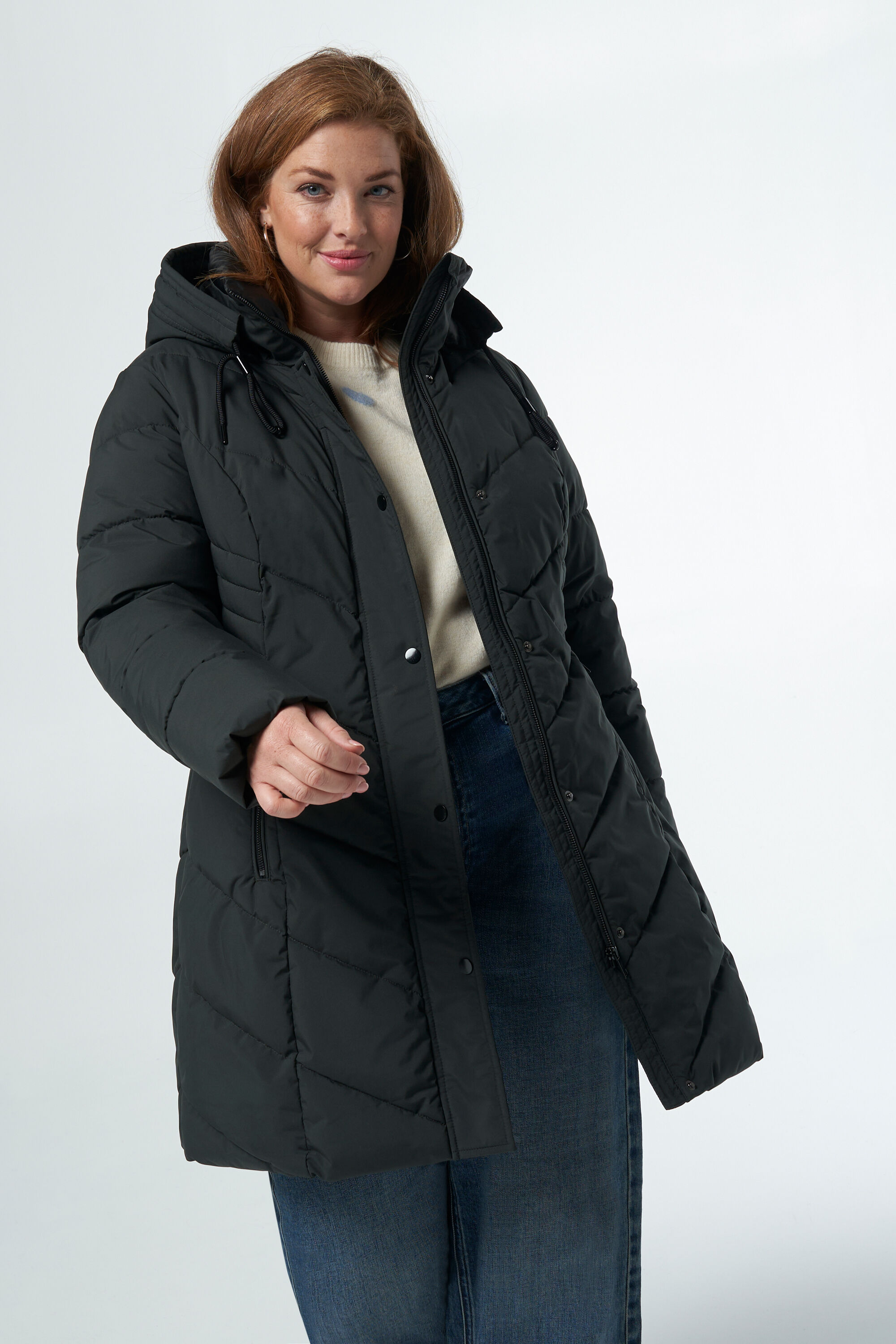 Veste matelass&eacute;e avec coutures fantaisie image number 5