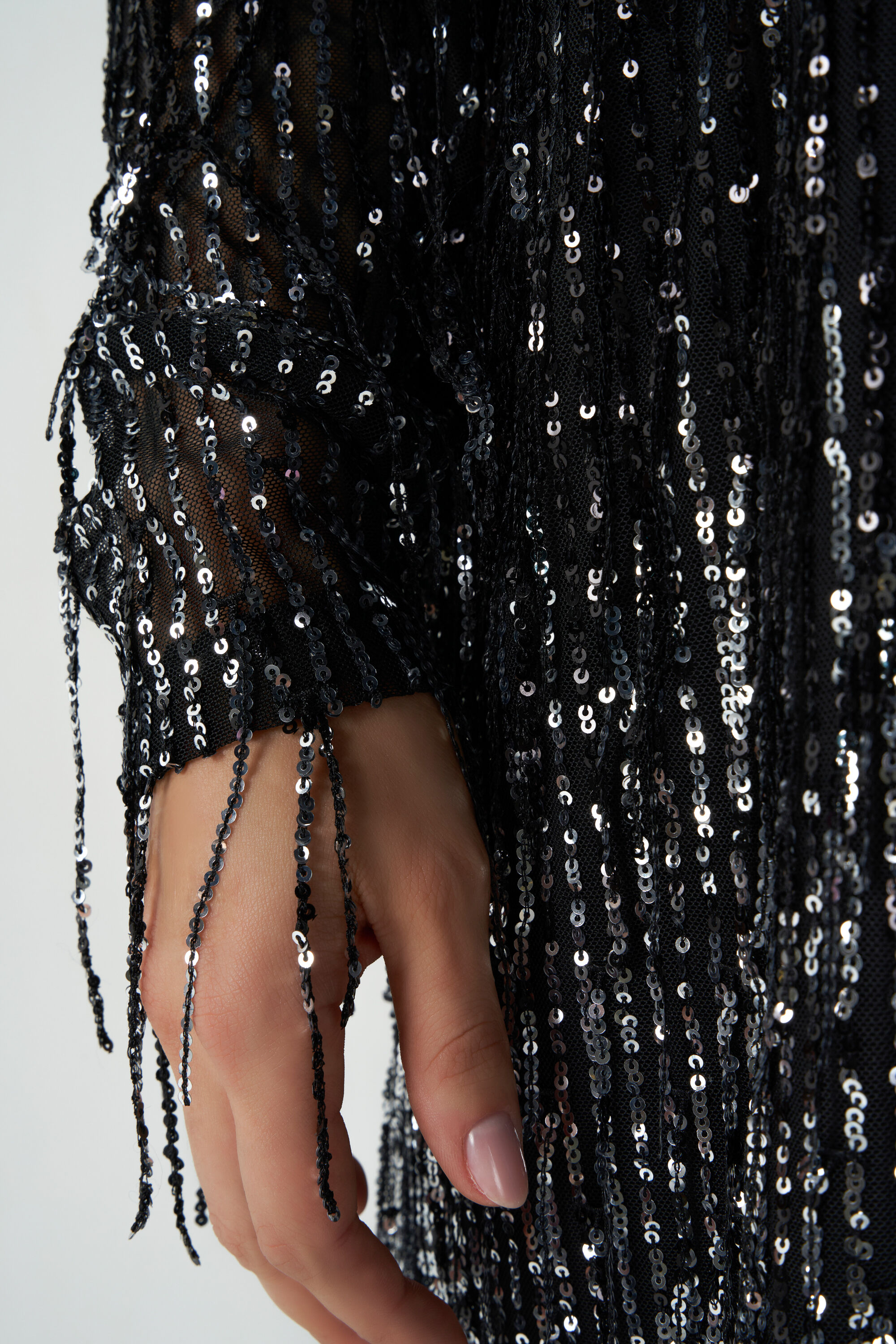 Pailletten jurk met fringe details image number 4