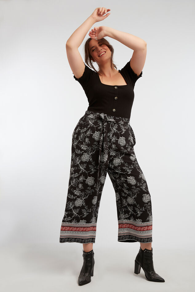 Pantalon court image number 3