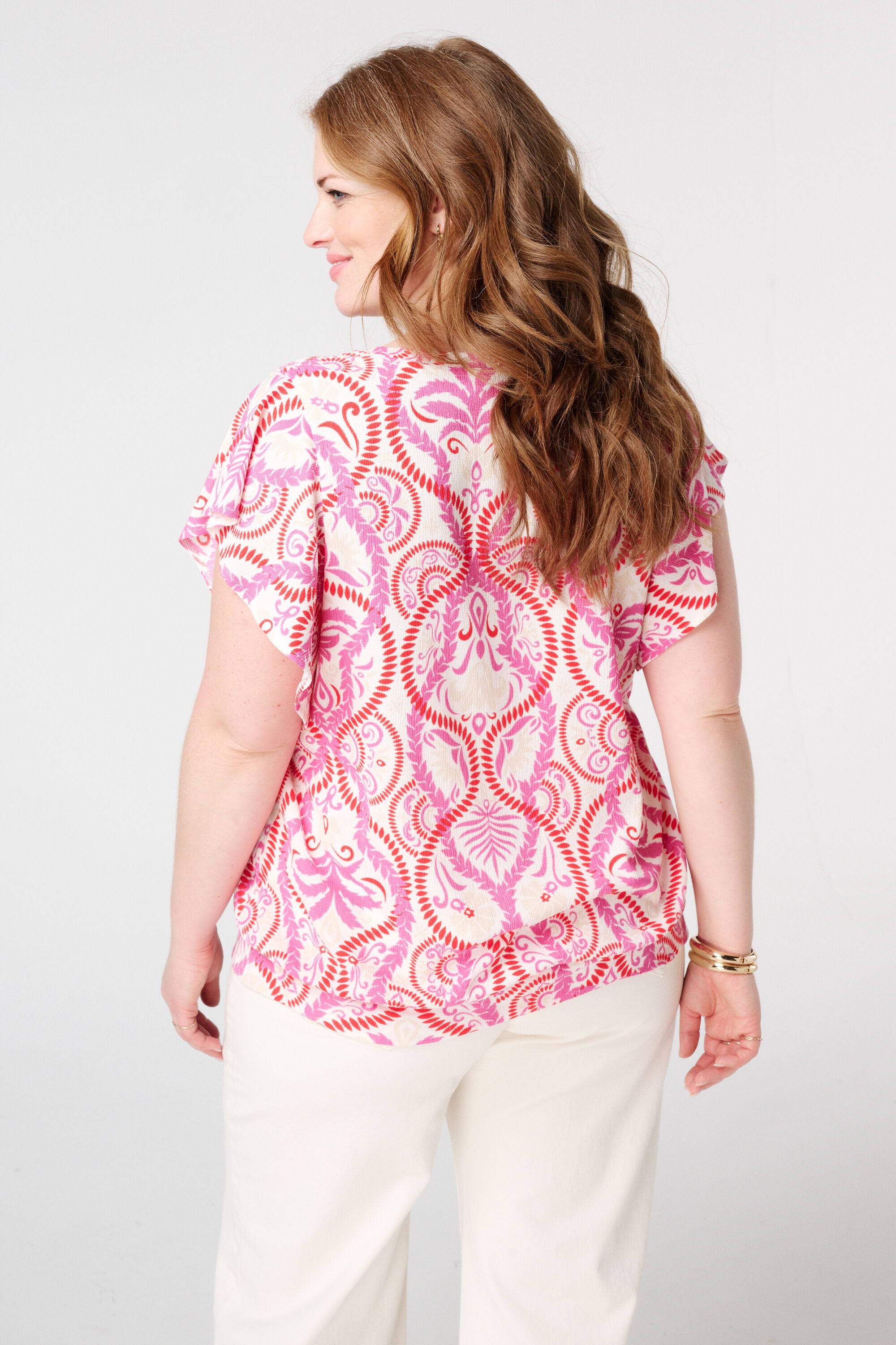 Top met structuur en kapmouwtje image number 3