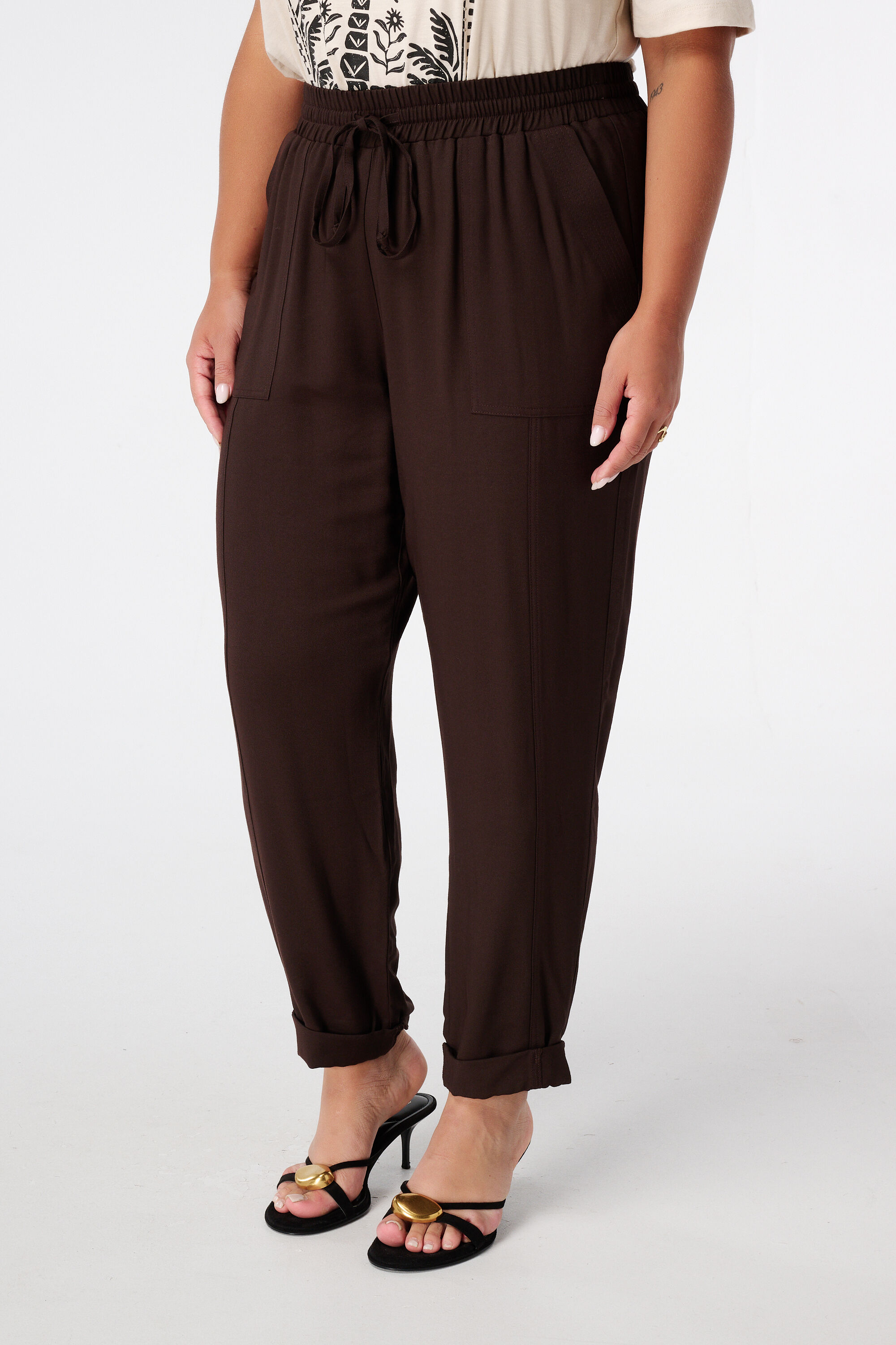 Pantalon avec taille &eacute;lastiqu&eacute;e image number 5