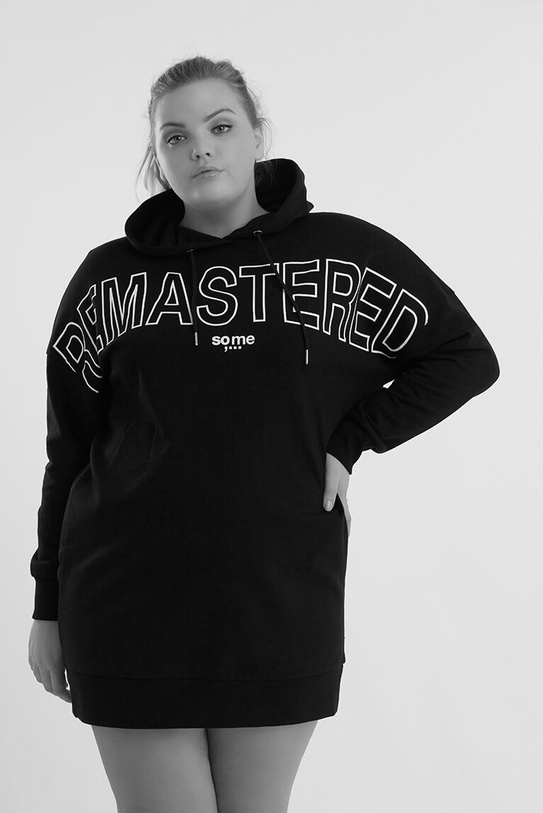 Sweaterdress met rubberopdruk image number 3