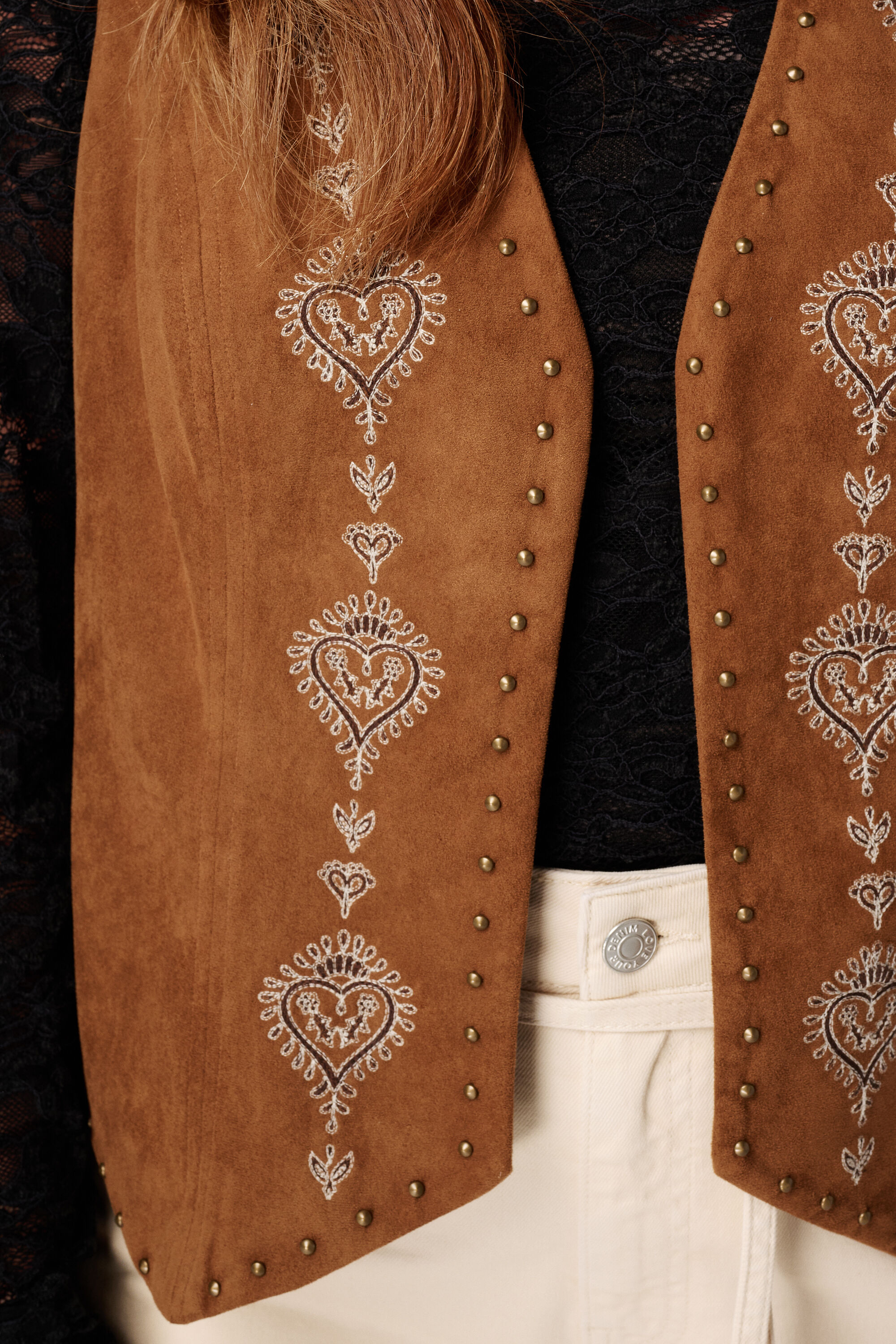 Gilet avec broderies et clous image number 6