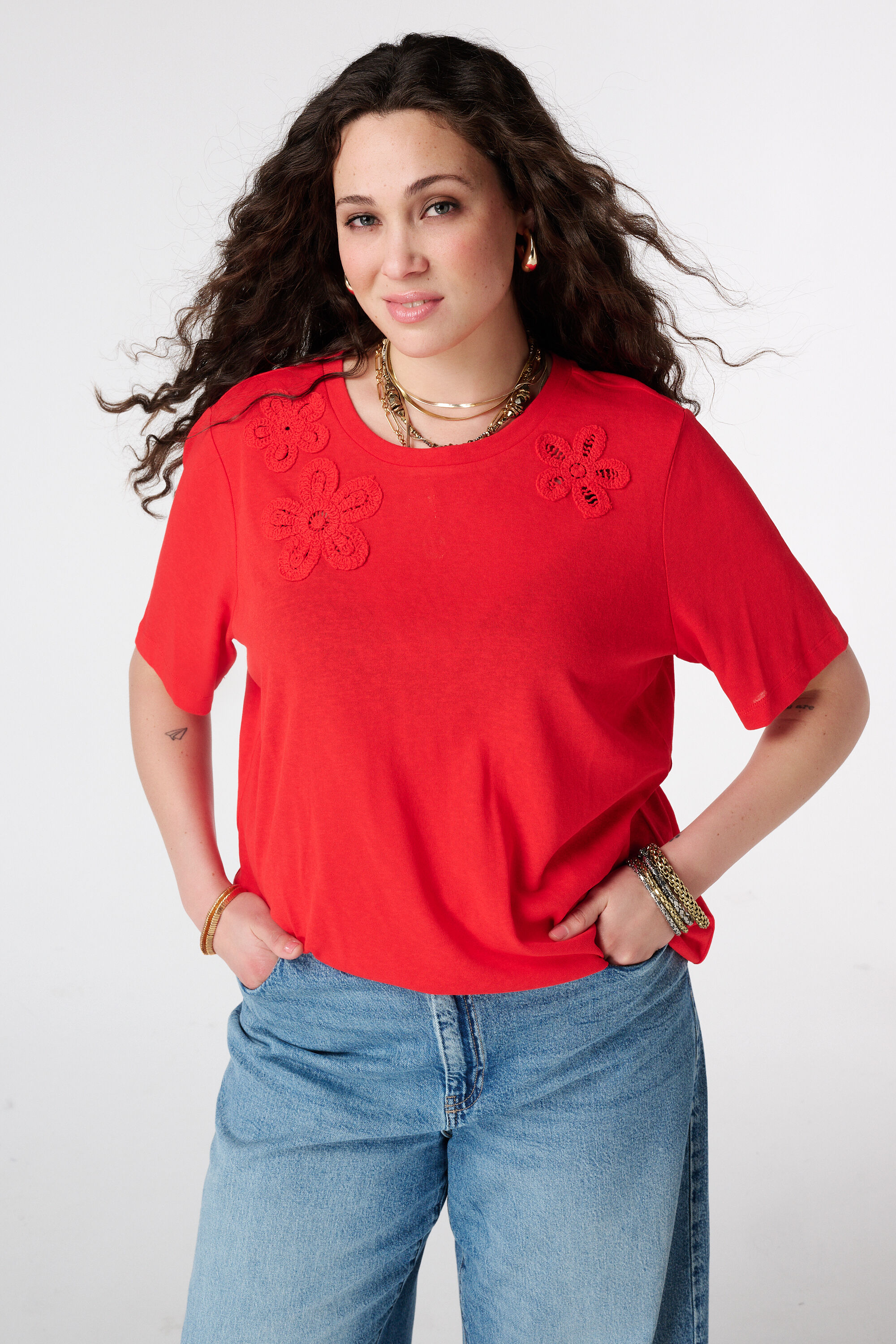 T-shirt met 3D bloemen image number 0