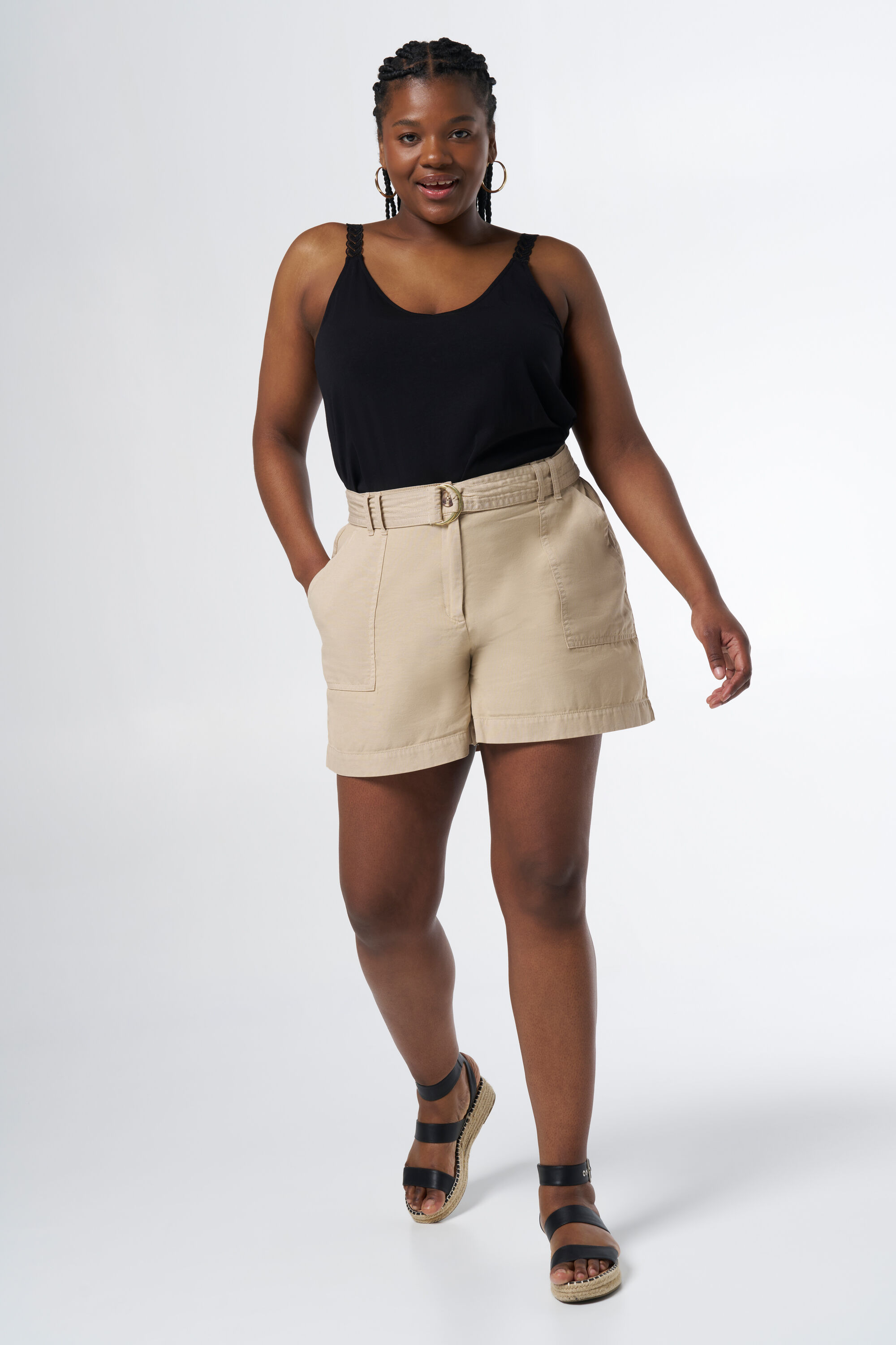 Femmes Short avec ceinture MS Mode