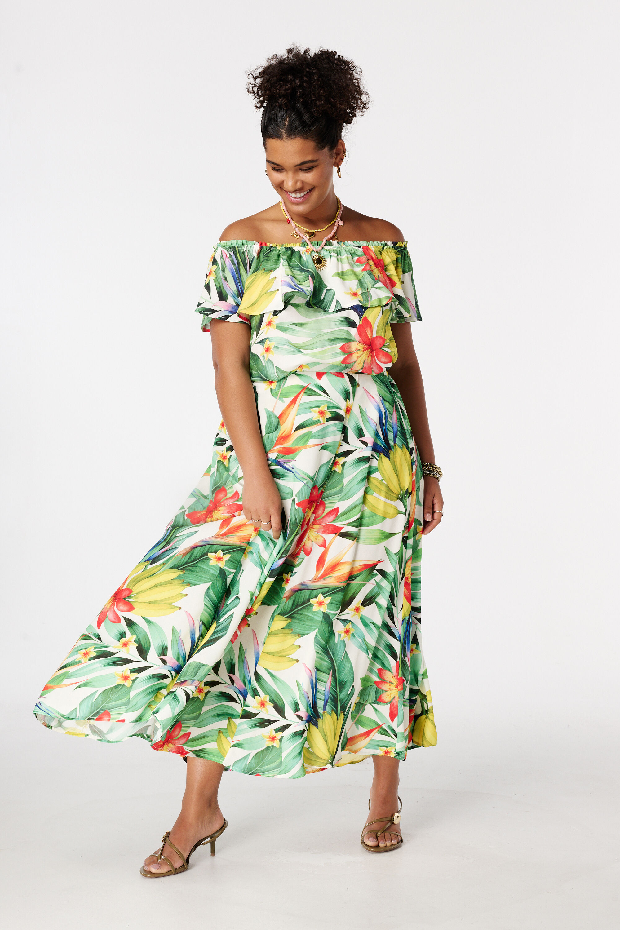 Off-shoulder blouse image number 5
