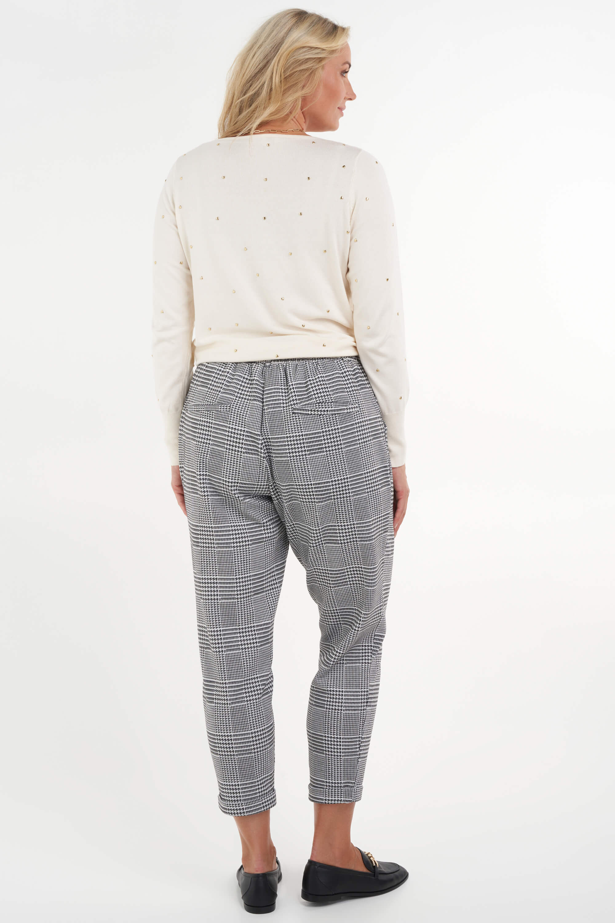 Geruite losvallende broek image number 5