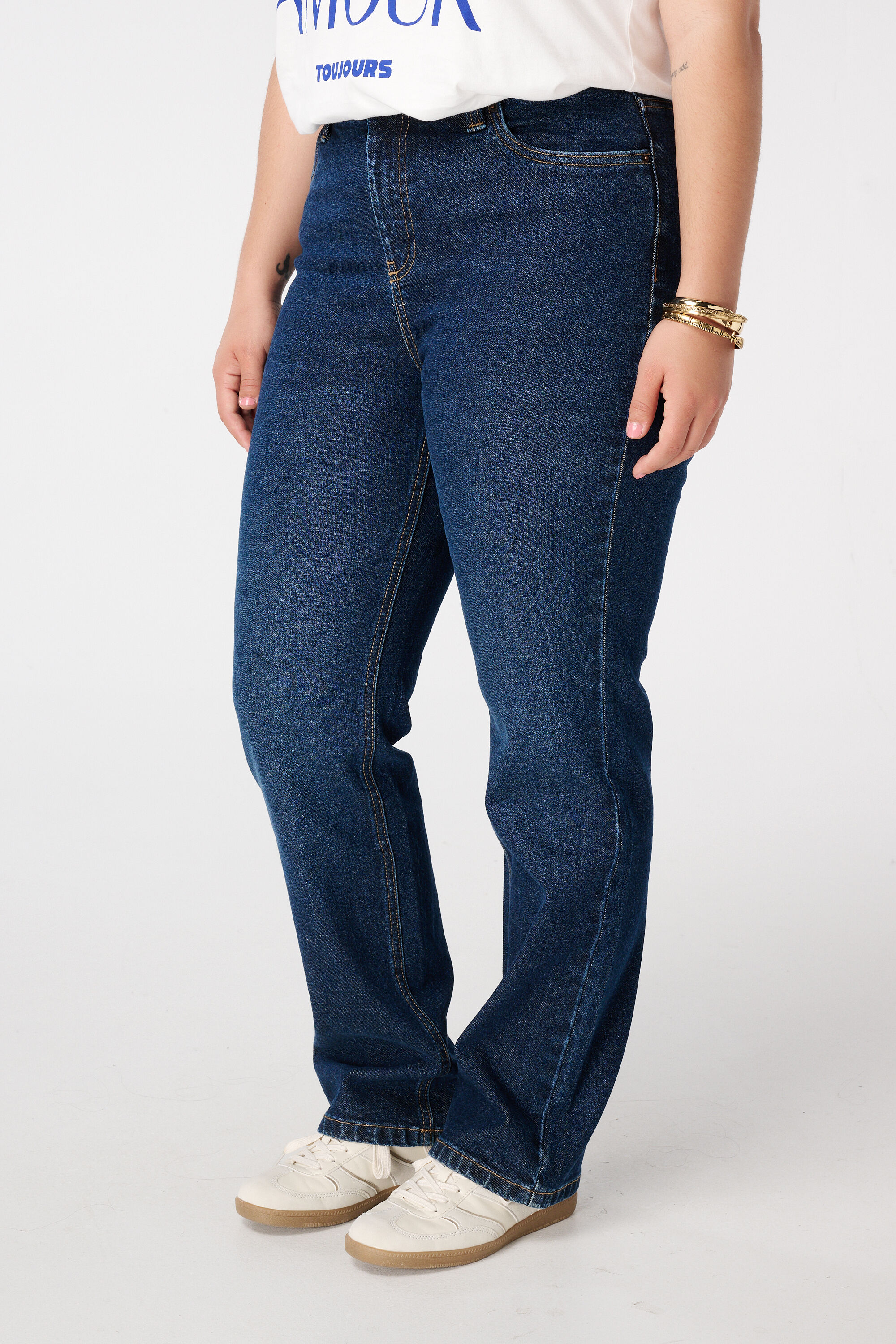 Straight leg jeans met mid waist image number 5
