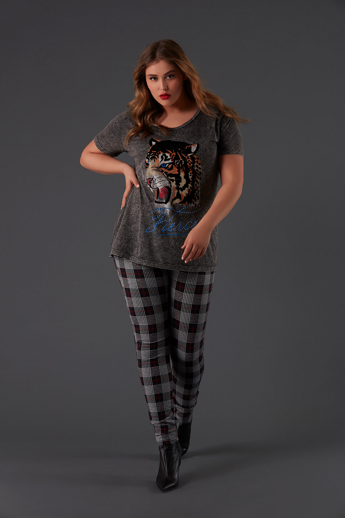 T-shirt met tijgerprint image number 4