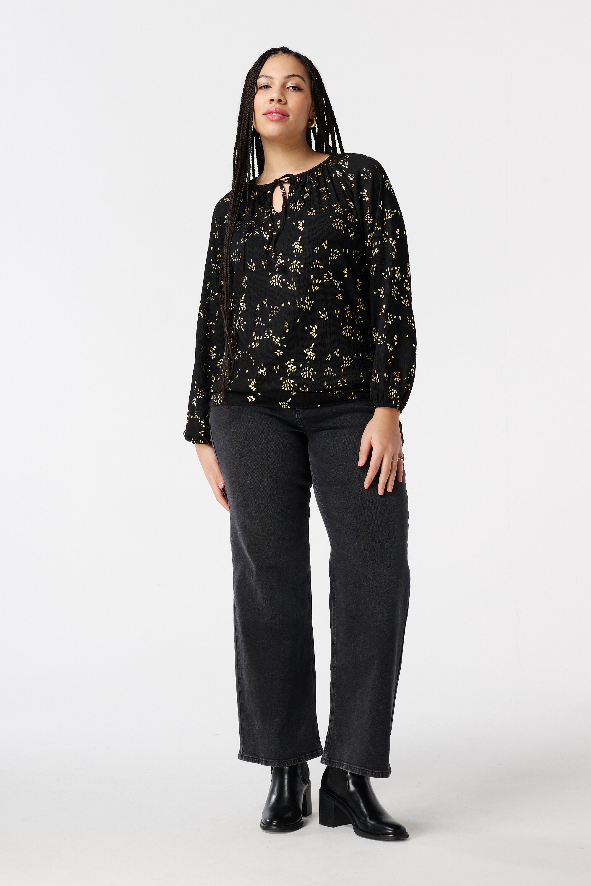 Top avec d&eacute;tails m&eacute;talliques image number 5