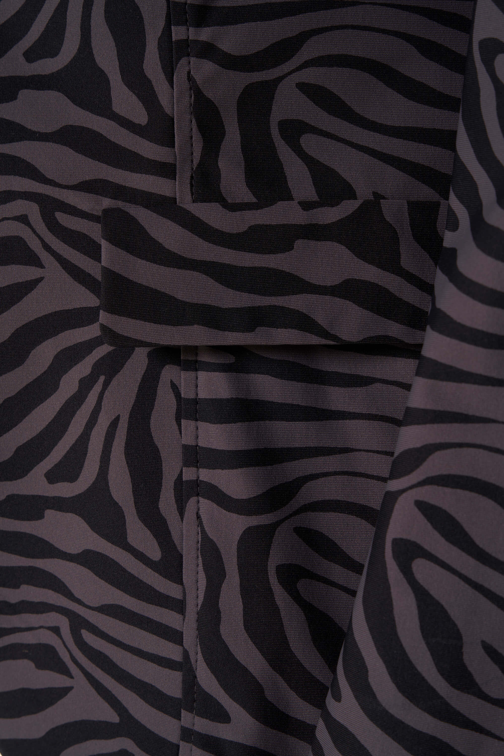 Blazer &agrave; l'&eacute;preuve des voyages image number 4