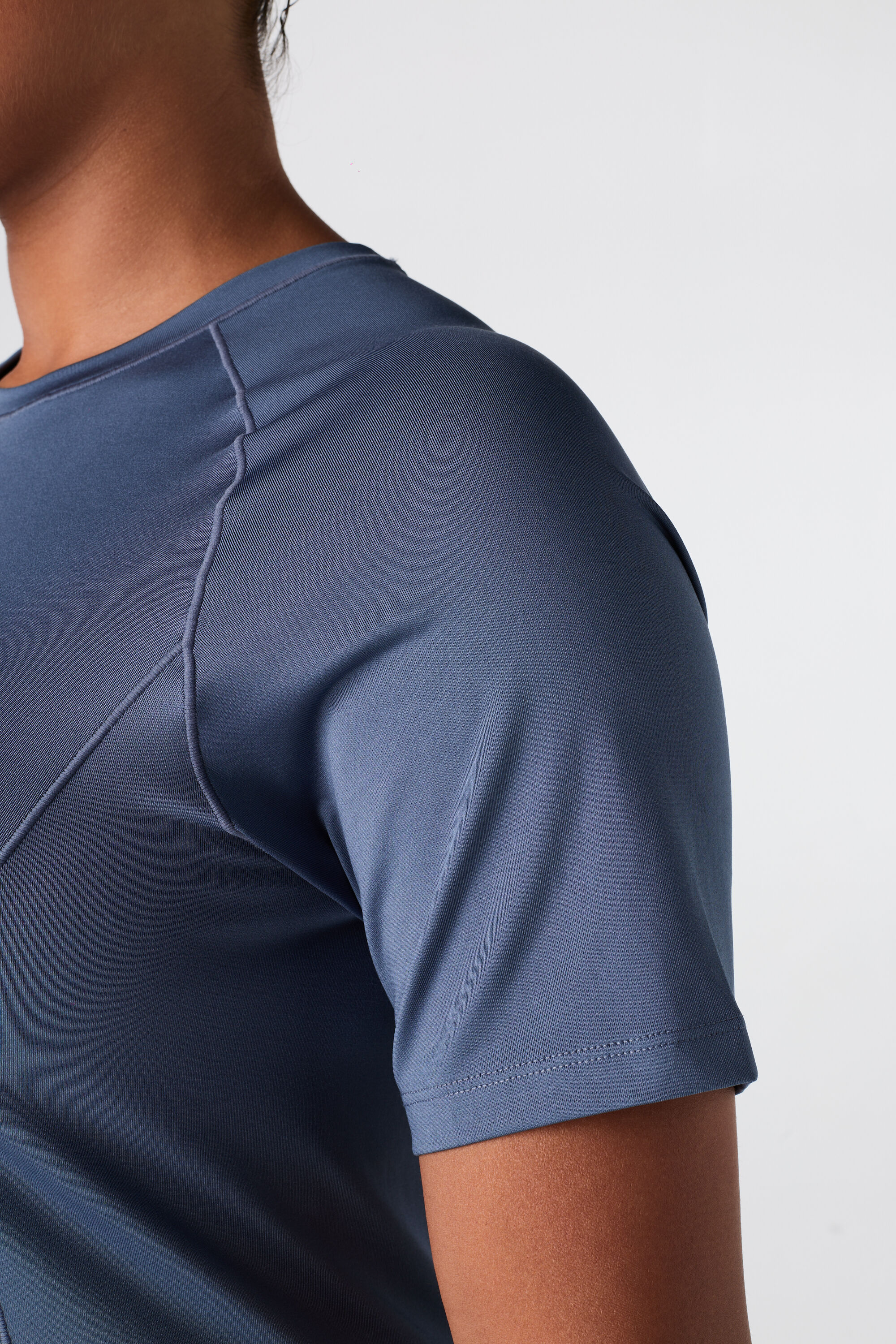 T shirt de sport image number 6