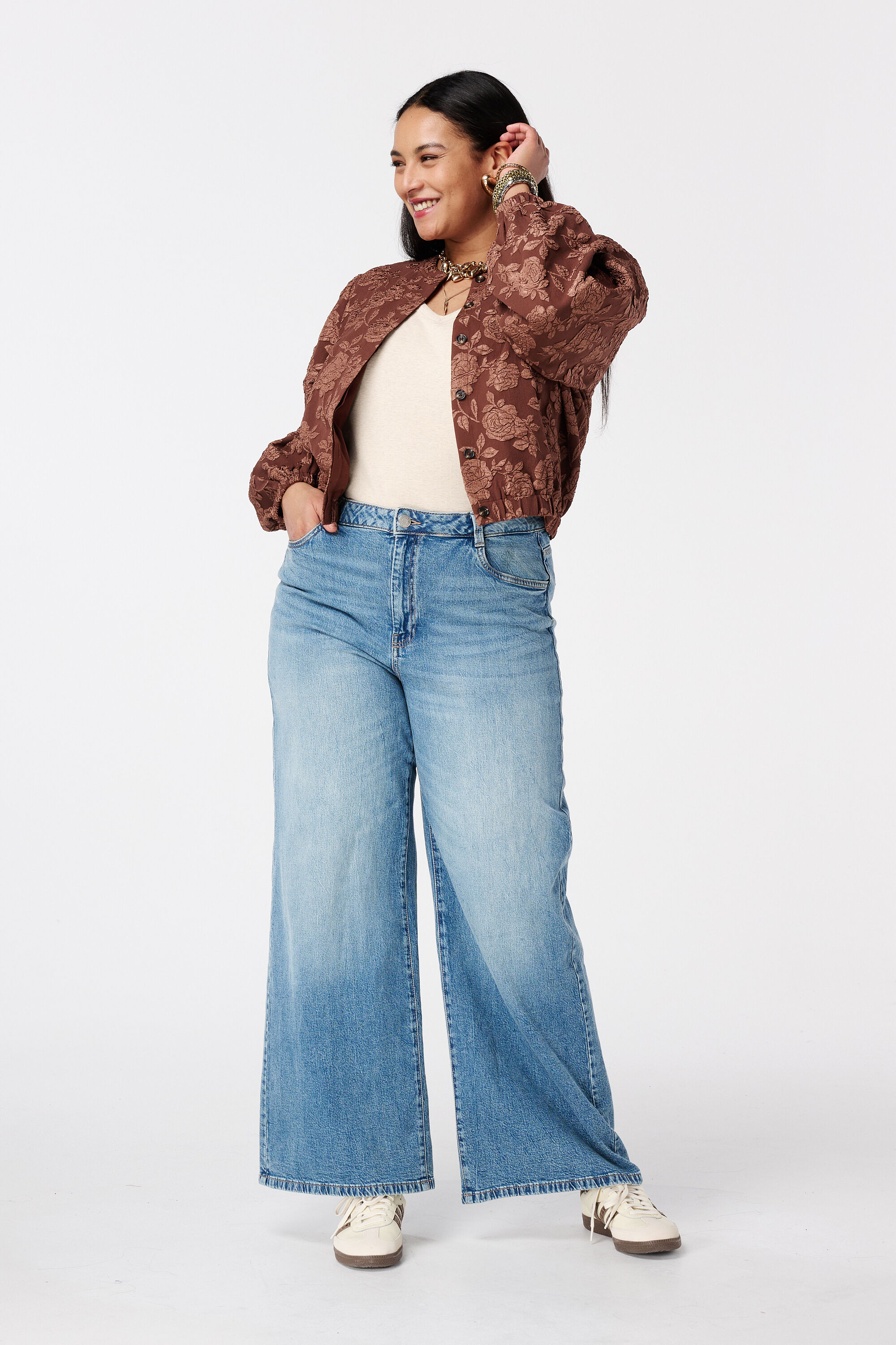 Bomber met 3D bloemen print image number 5