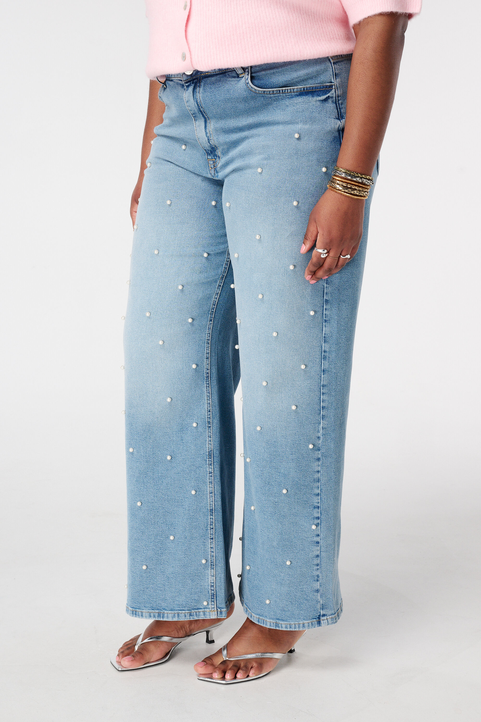 Wide leg jeans met parels image number 5