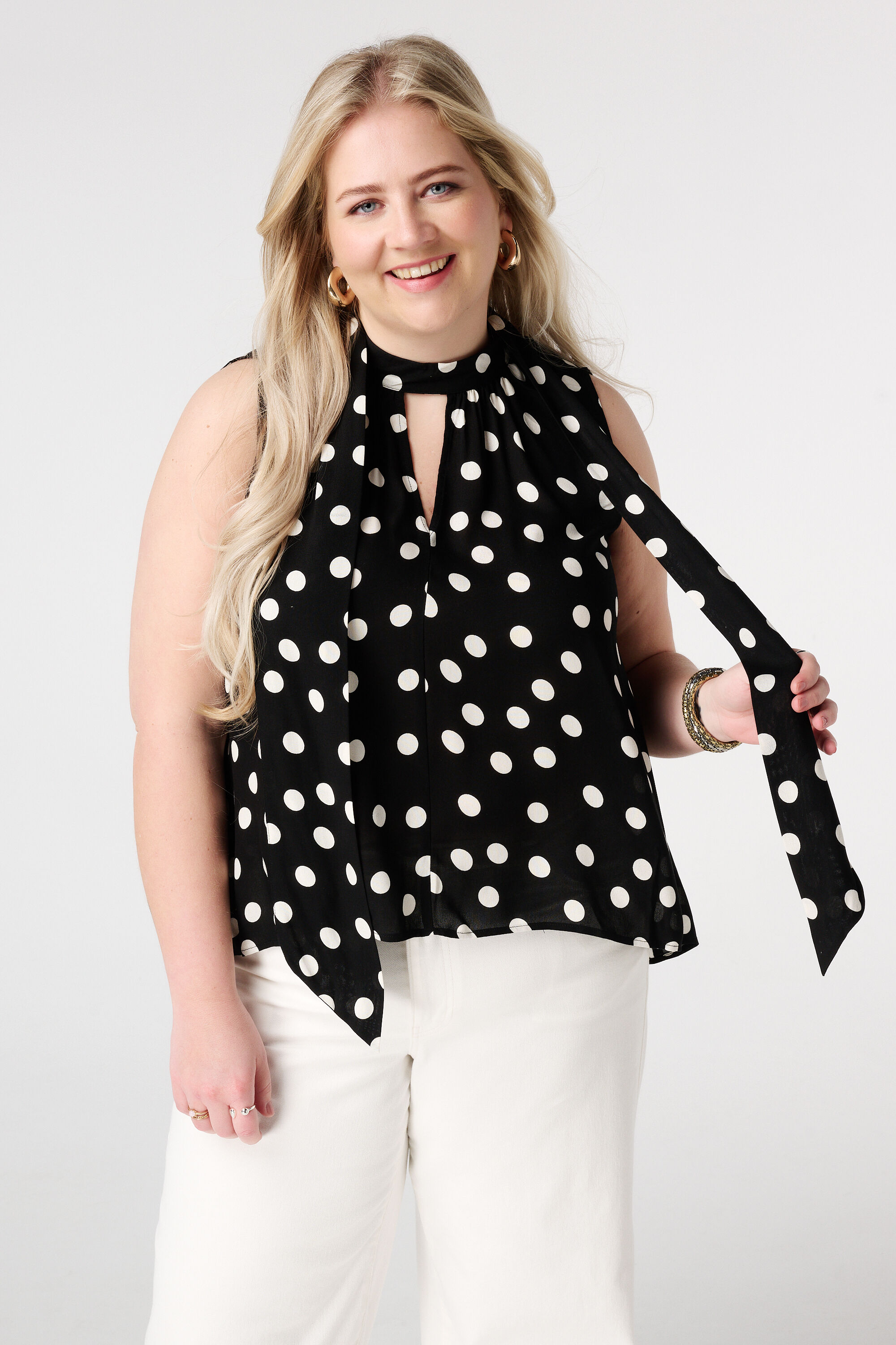 Blouse &agrave; pois avec foulard image number 0