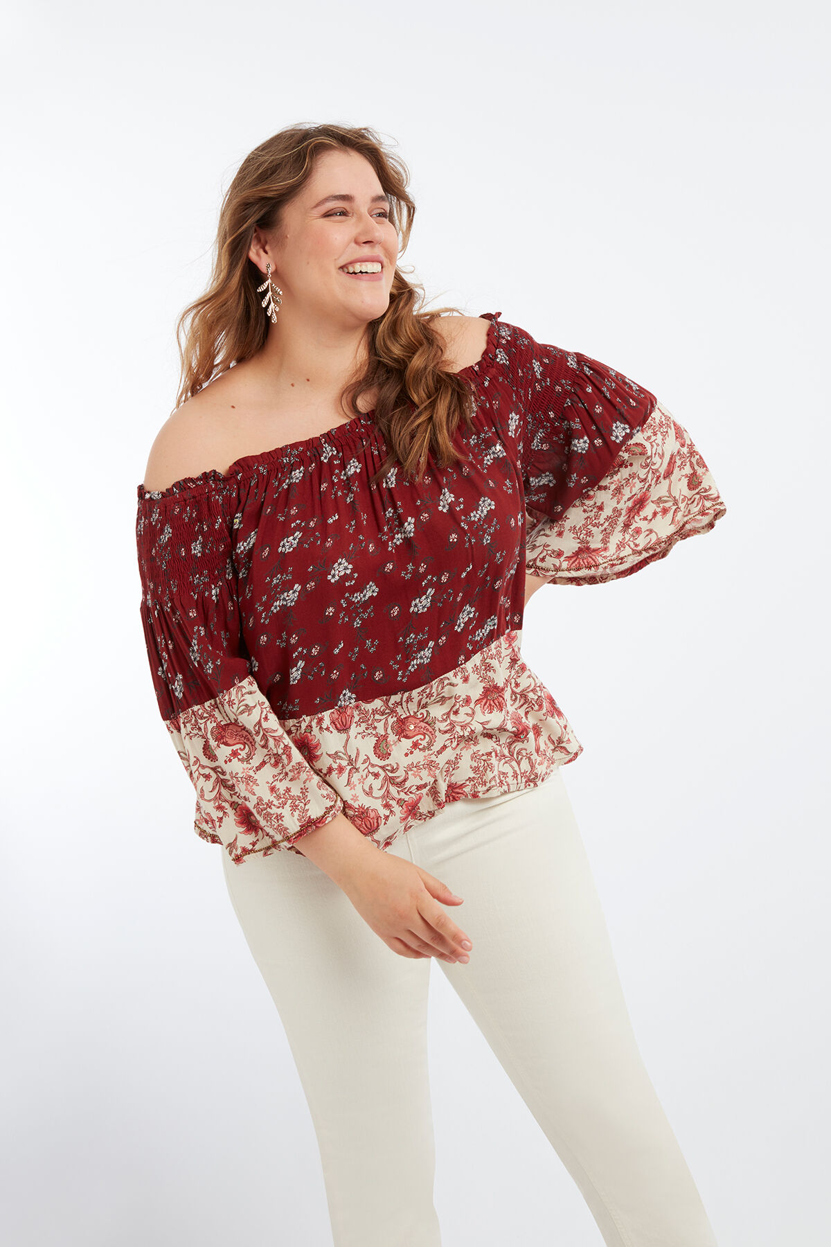 Off-shoulder blouse met printopdruk image number 4