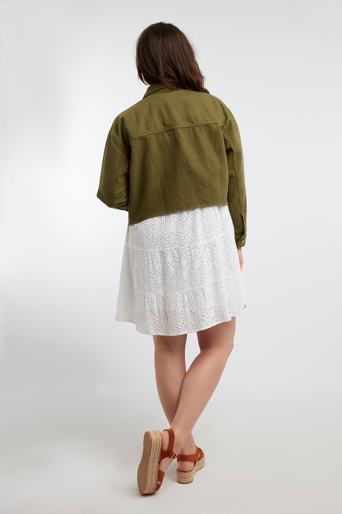 cropped jasje image number 6