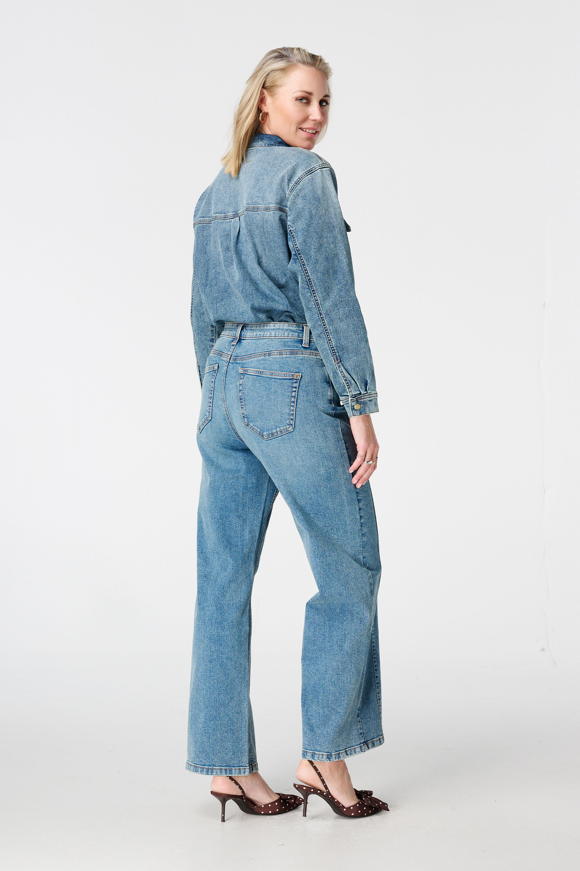 Stonewash jeans met boorden image number 3
