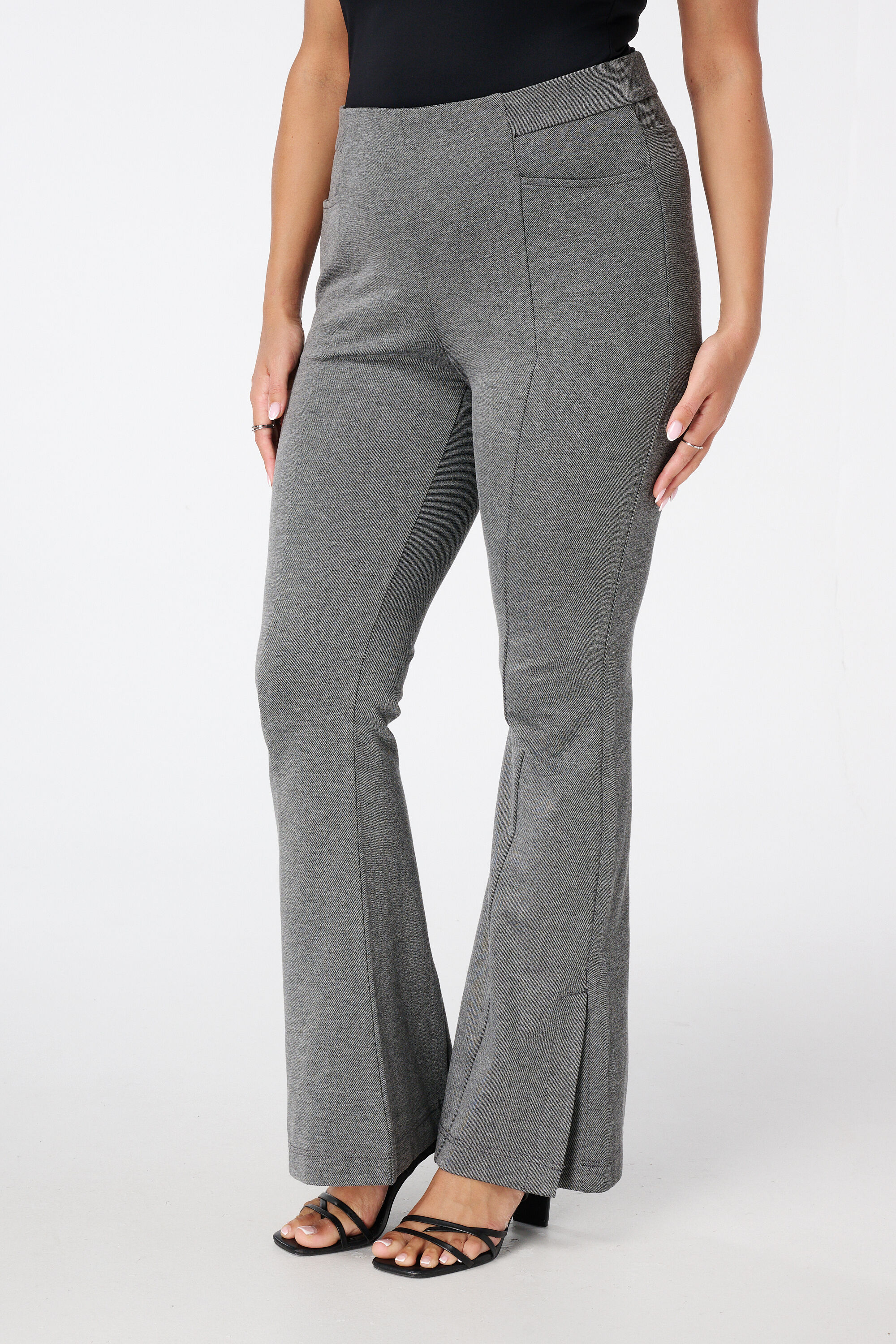 Tregging met siernaden image number 5