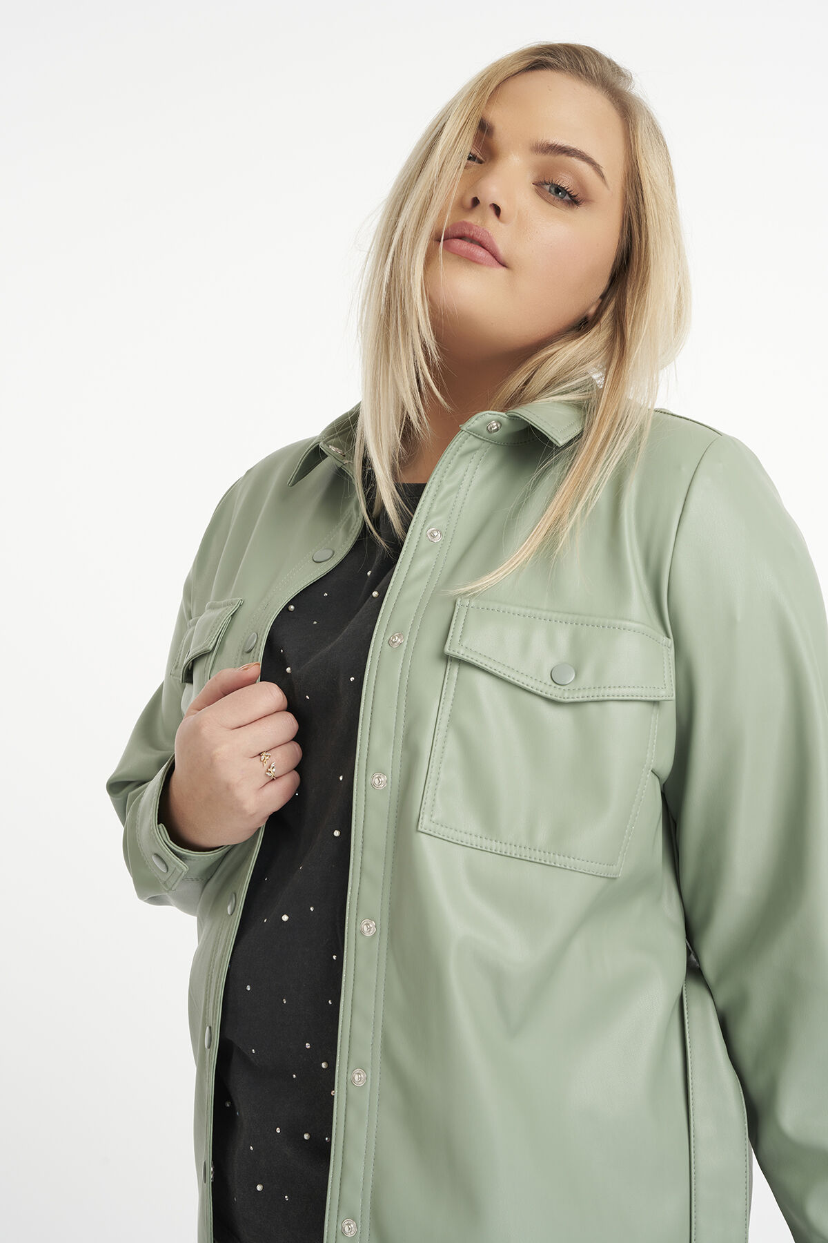 Pu leren jack met strikceintuur image number 5