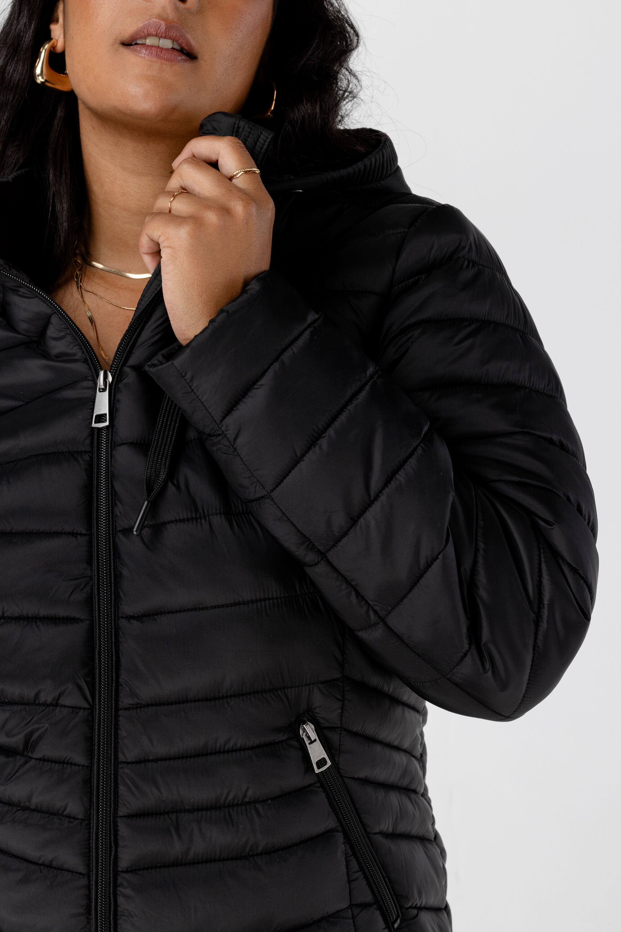 Veste l&eacute;g&egrave;rement matelass&eacute;e image number 4