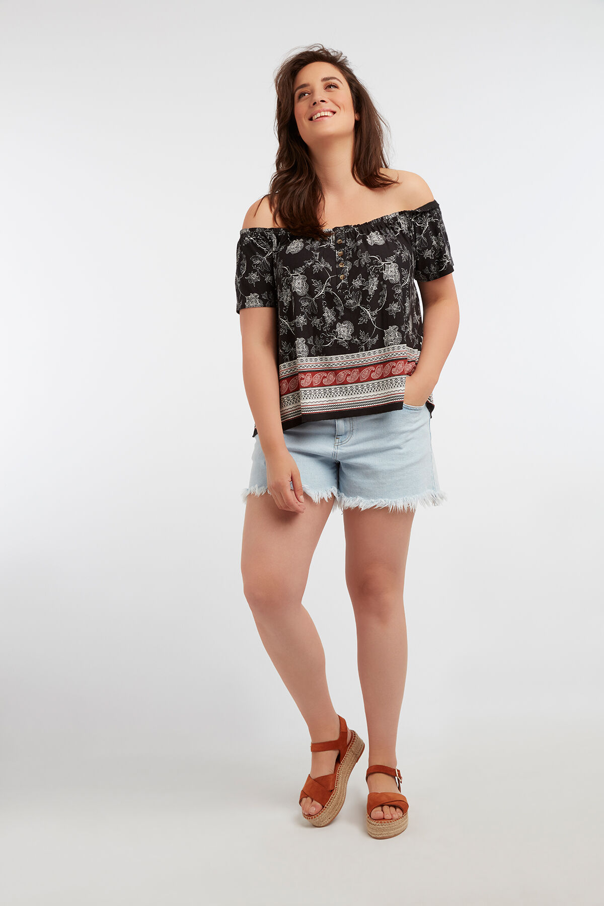 Top met elastische halslijn image number 5