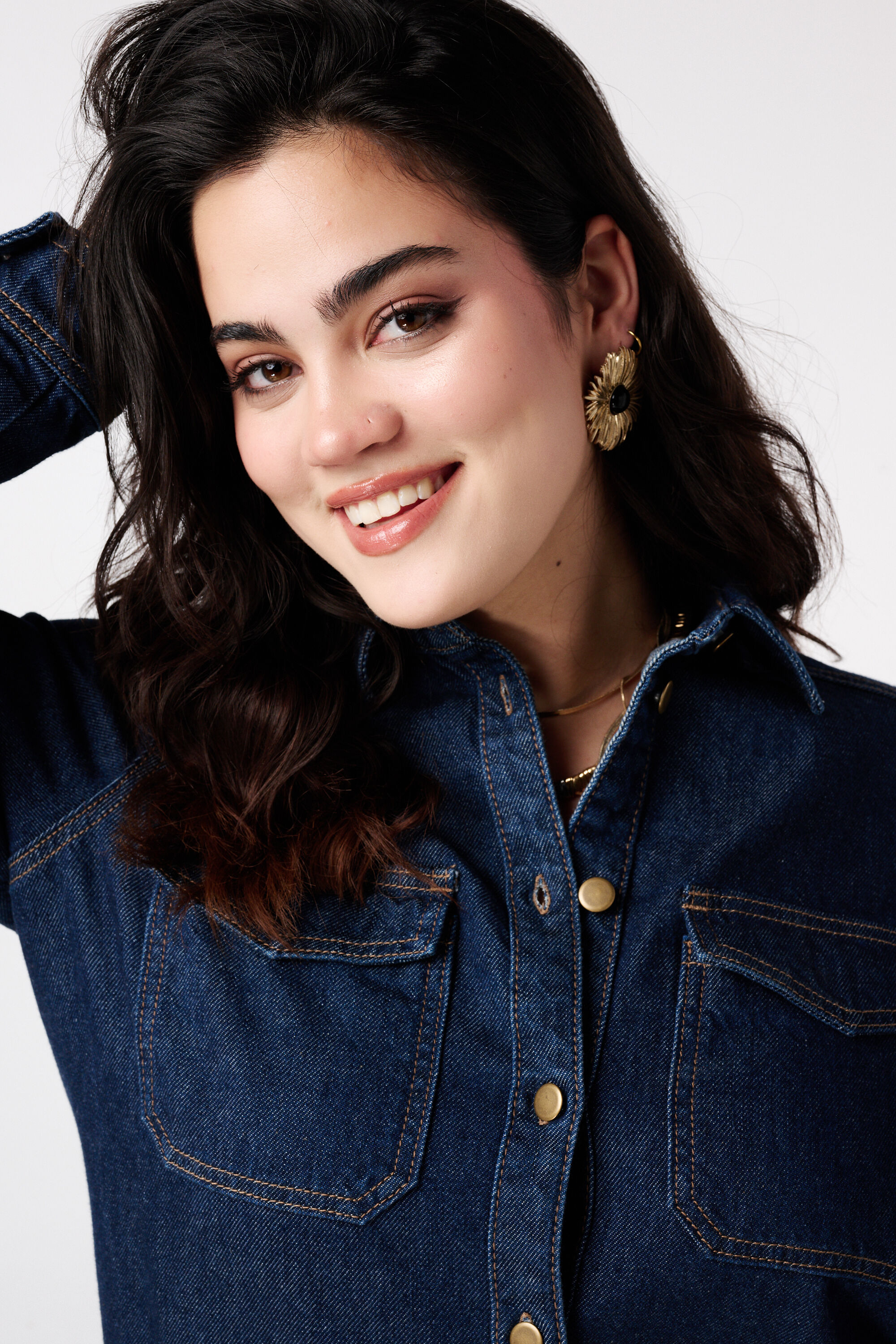 Robe en jean avec boutons image number 4