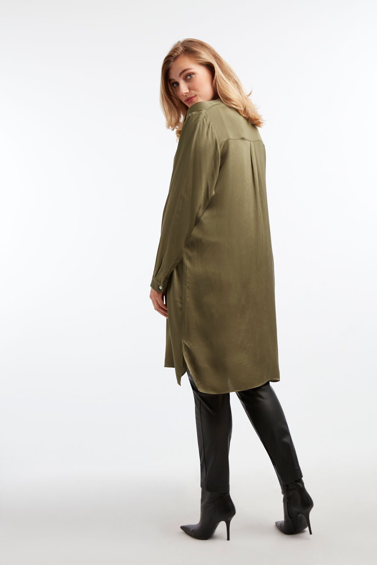 Satijnen blouse image number 4