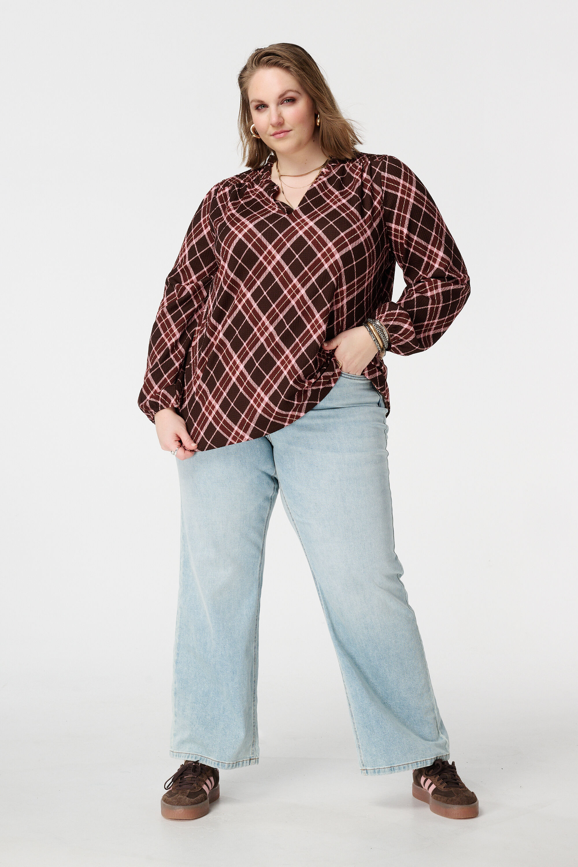 Top met ruffles image number 5