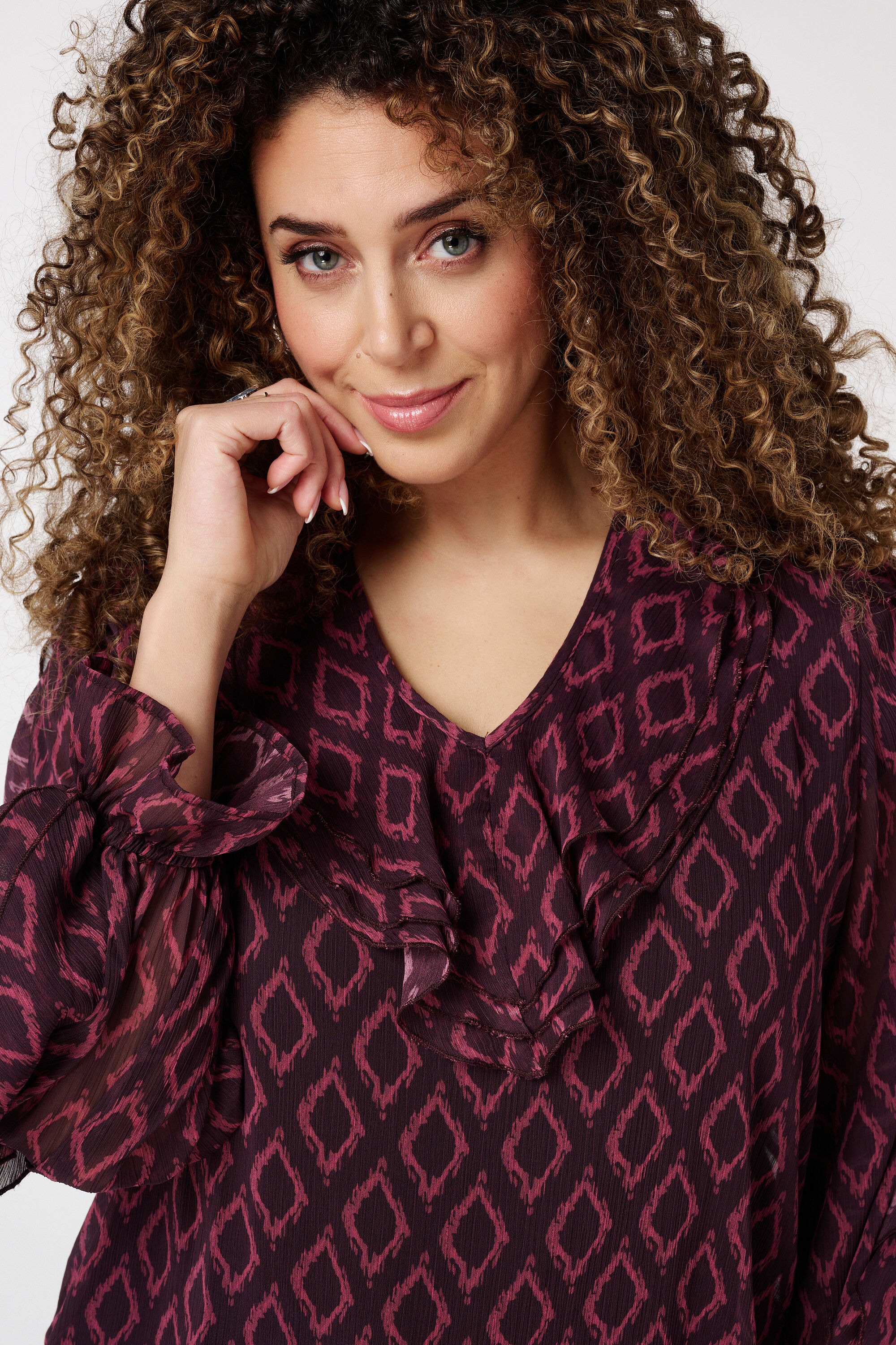 Blouse met ruffles image number 4