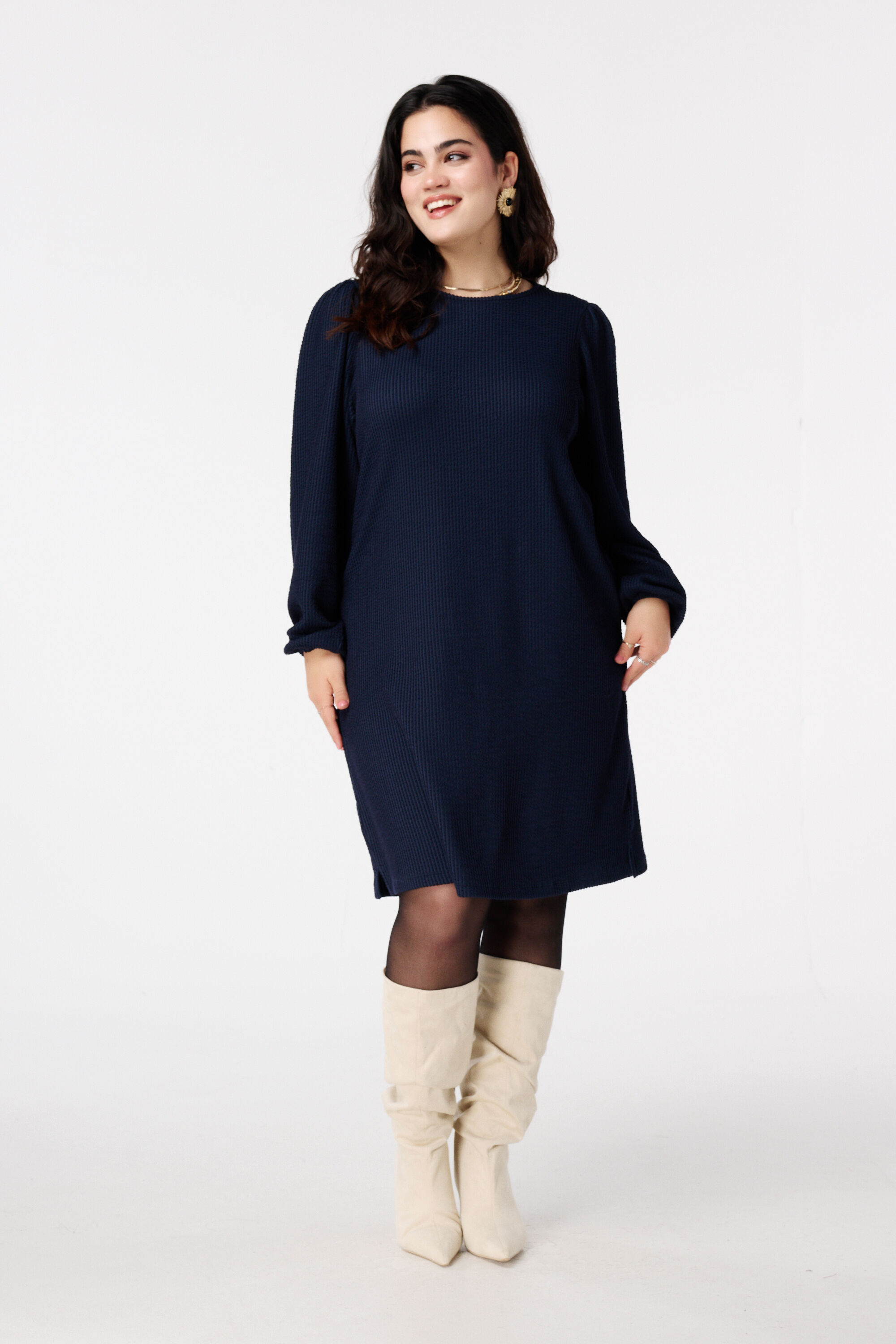 Rechte jurk met pofmouw