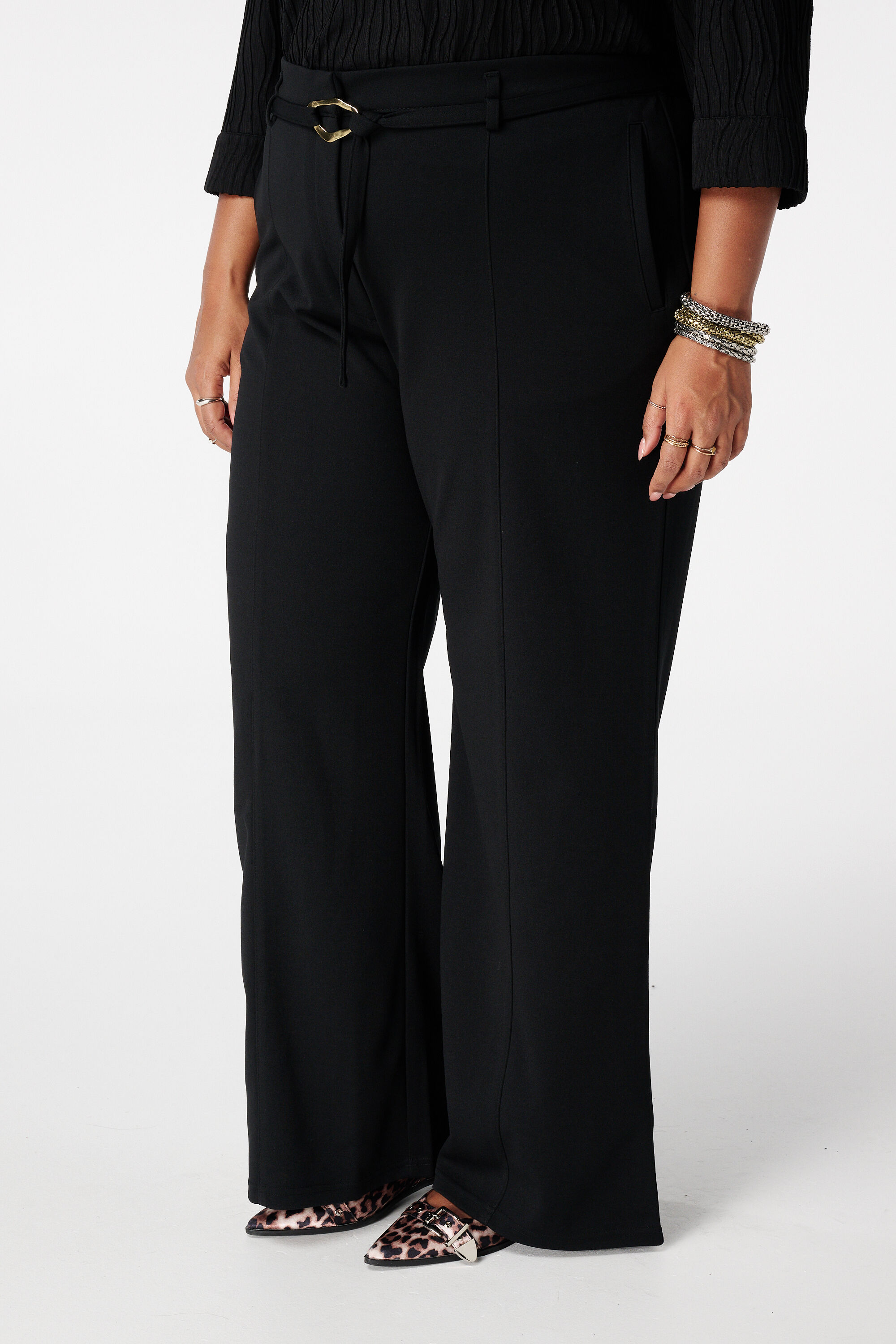 Rechte pantalon met ceintuur image number 5