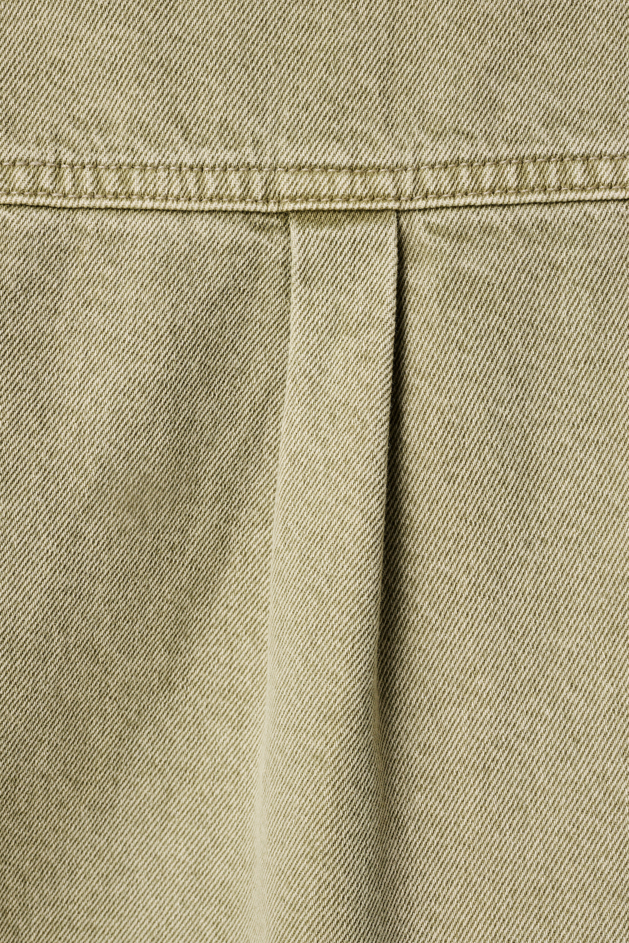 Veste en denim avec fermeture boutonn&eacute;e image number 6