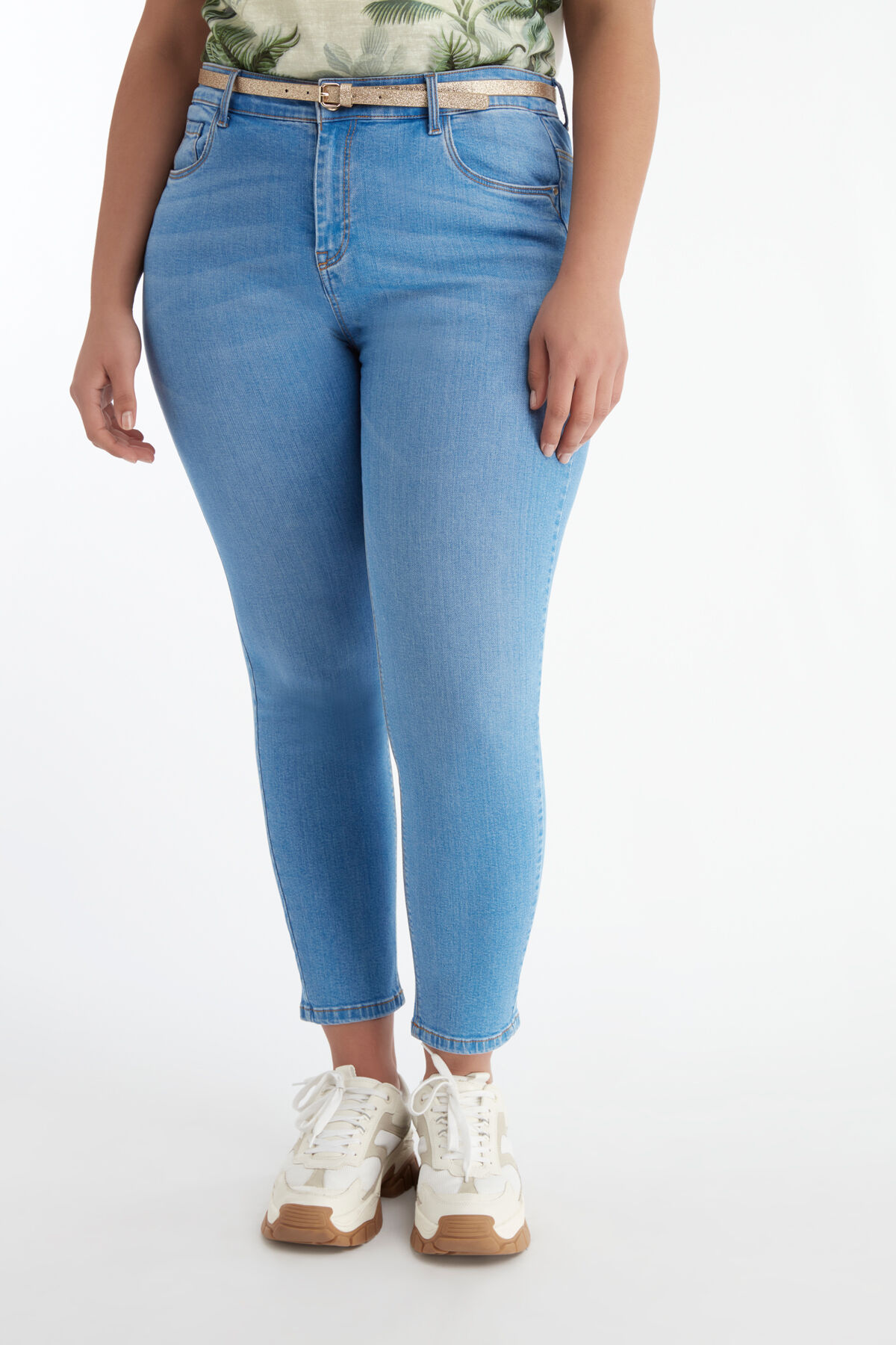 Jeans met ceintuur image number 3