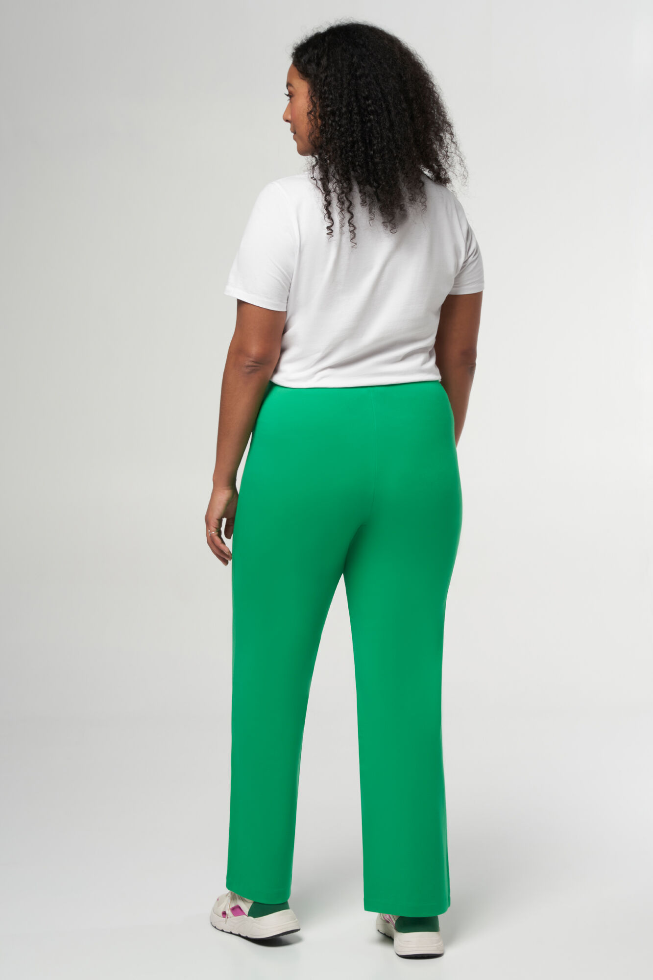 Wide leg broek met zilveren details image number 3