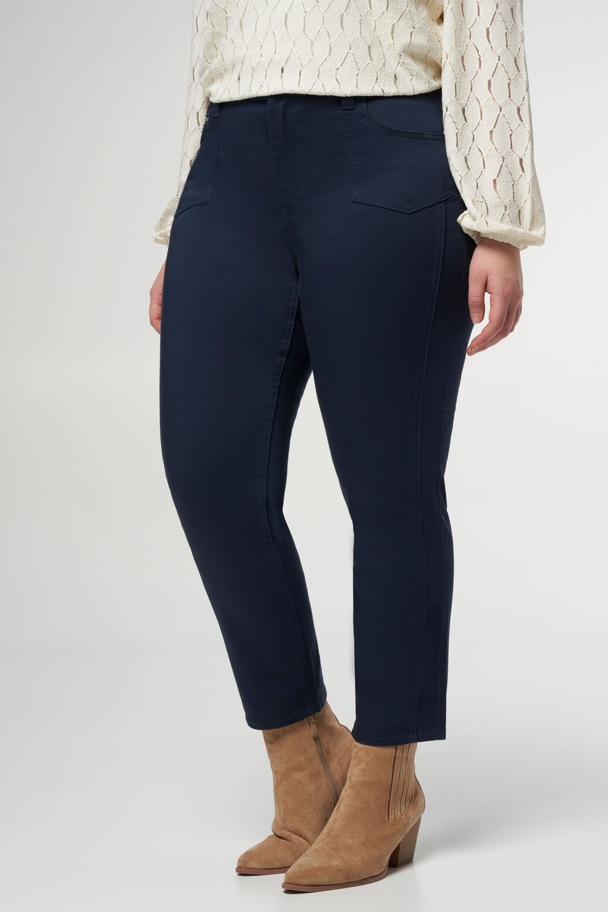 Pantalon slim cropped image number 5