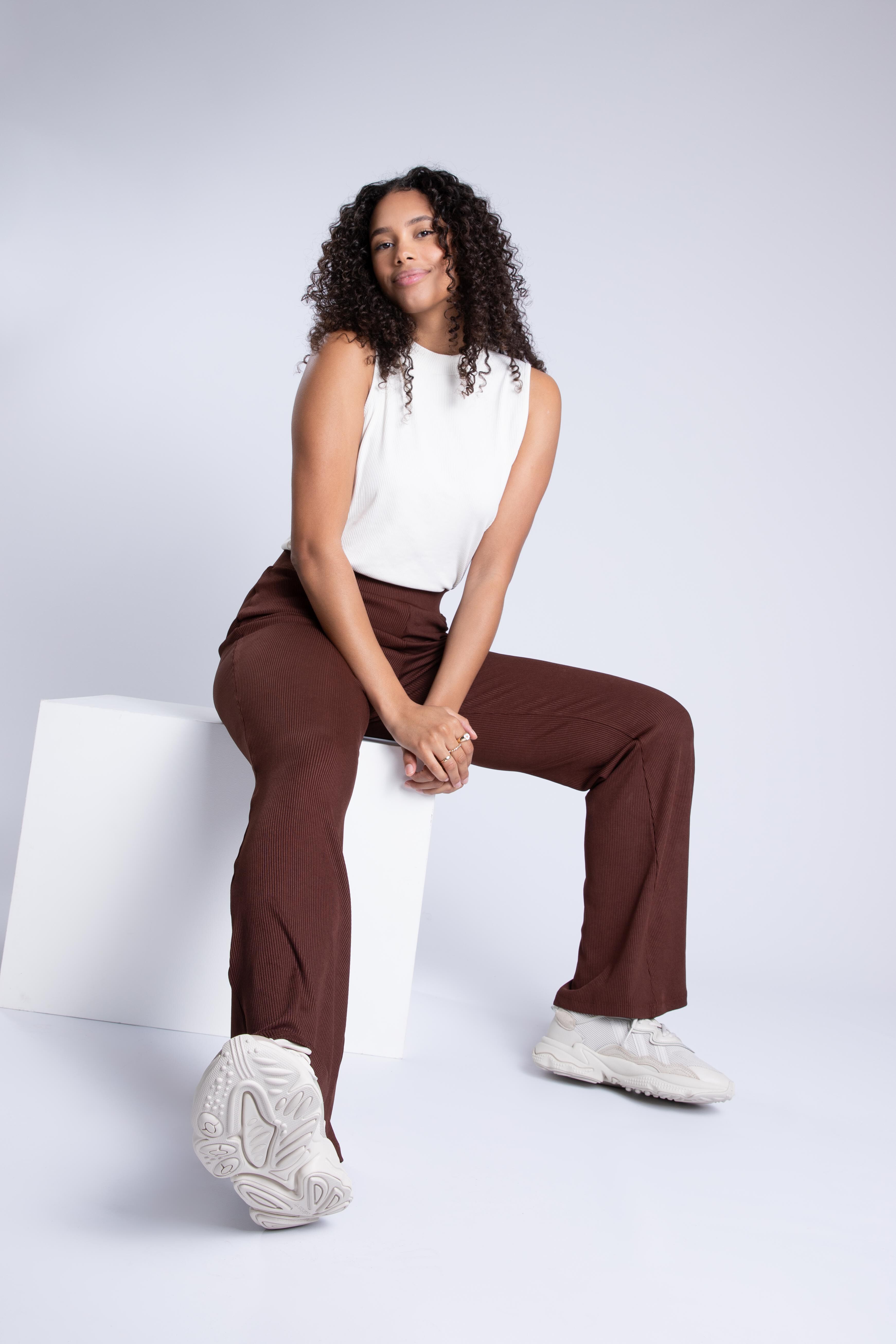 Rib flared legging image number 6