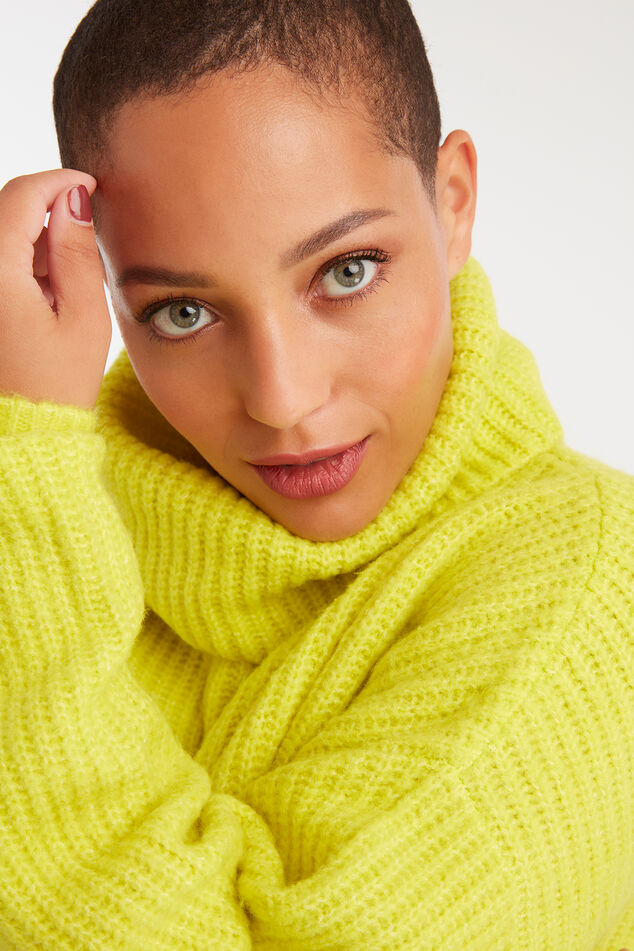 Pull-over en maille à col roulé image number 6